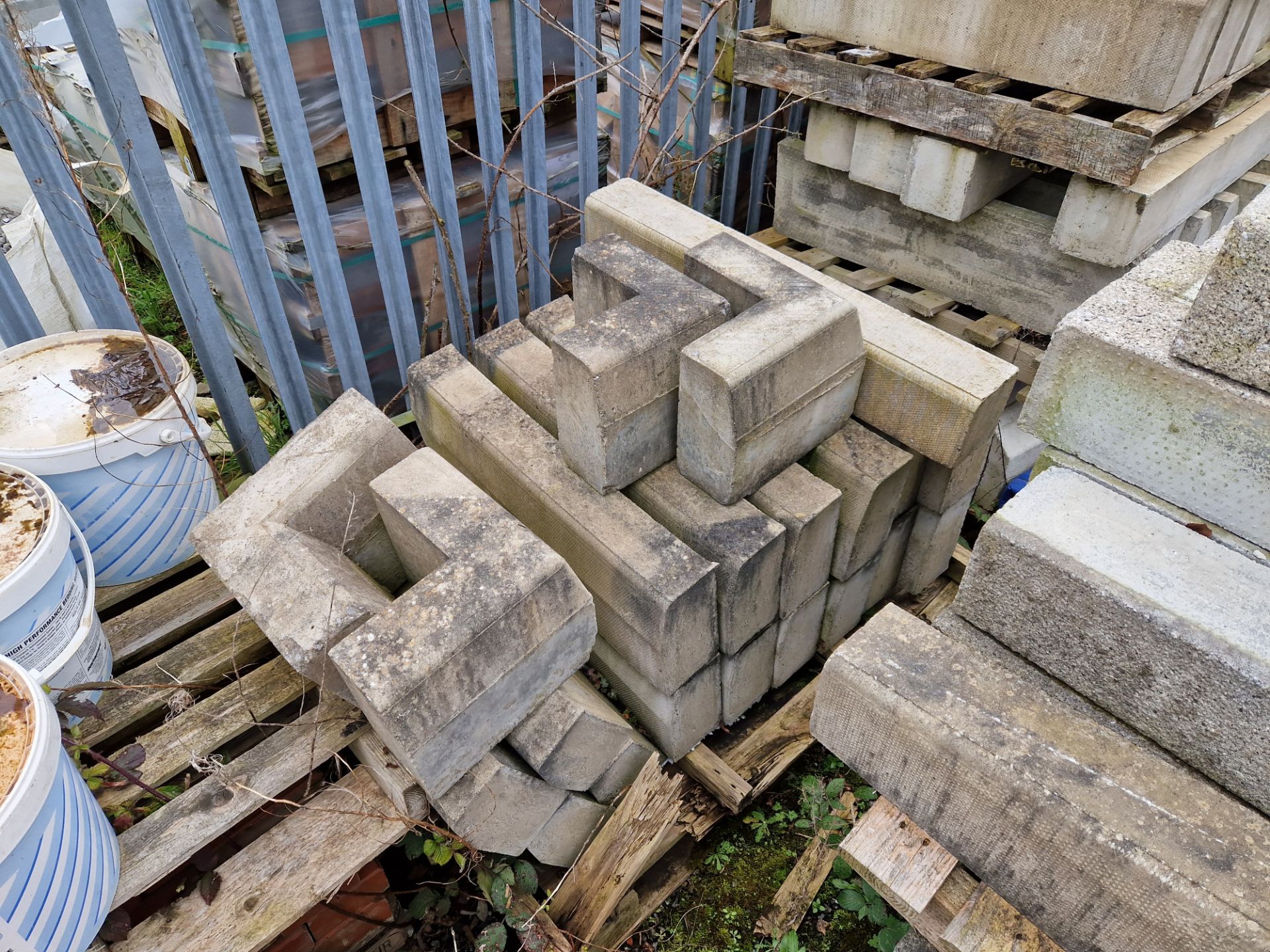 Four Pallets of Kerbstones, Various Sizes Please read the following important notes:- ***Overseas - Image 3 of 5