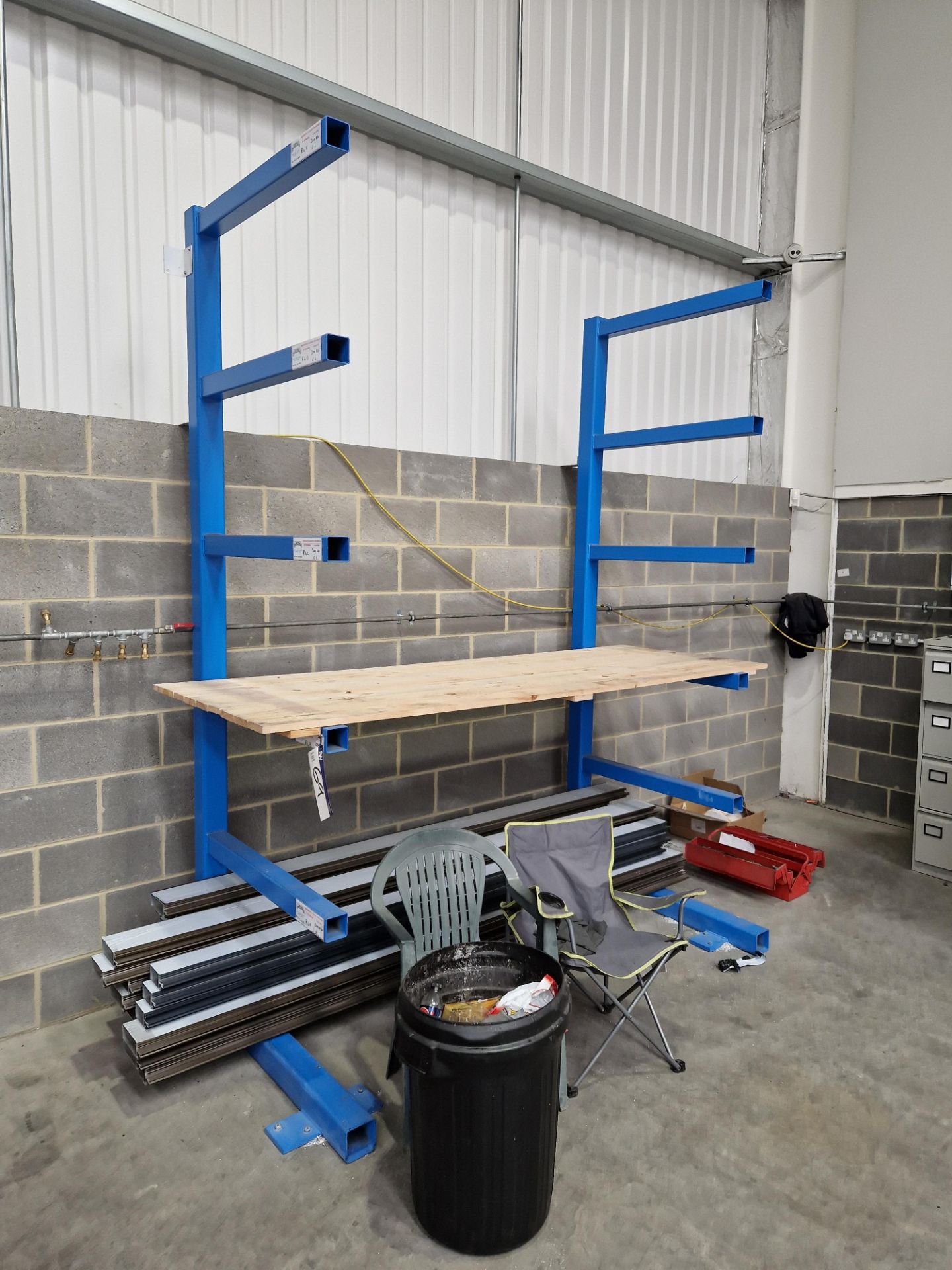 Tyne Tees Lifting Ltd Five Tier Steel Framed Cantilever Stock Rack, Approx. 2.6m x 1m x 3m, 300KG