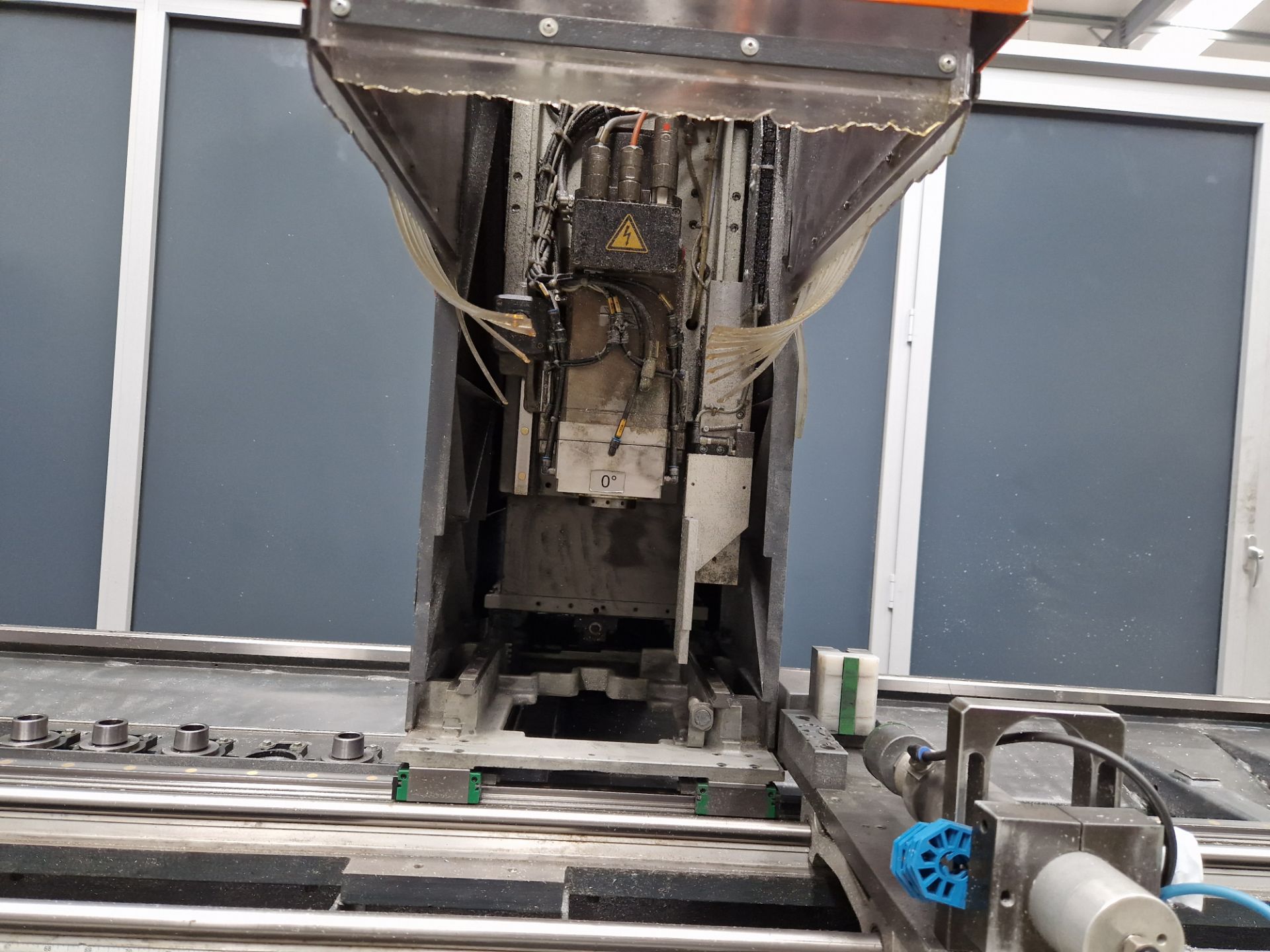 elumatec SBZ 122/33 CNC Profiling Machine, Serial No. 1223330678, Year of Manufacture 2014 with Sick - Image 6 of 8