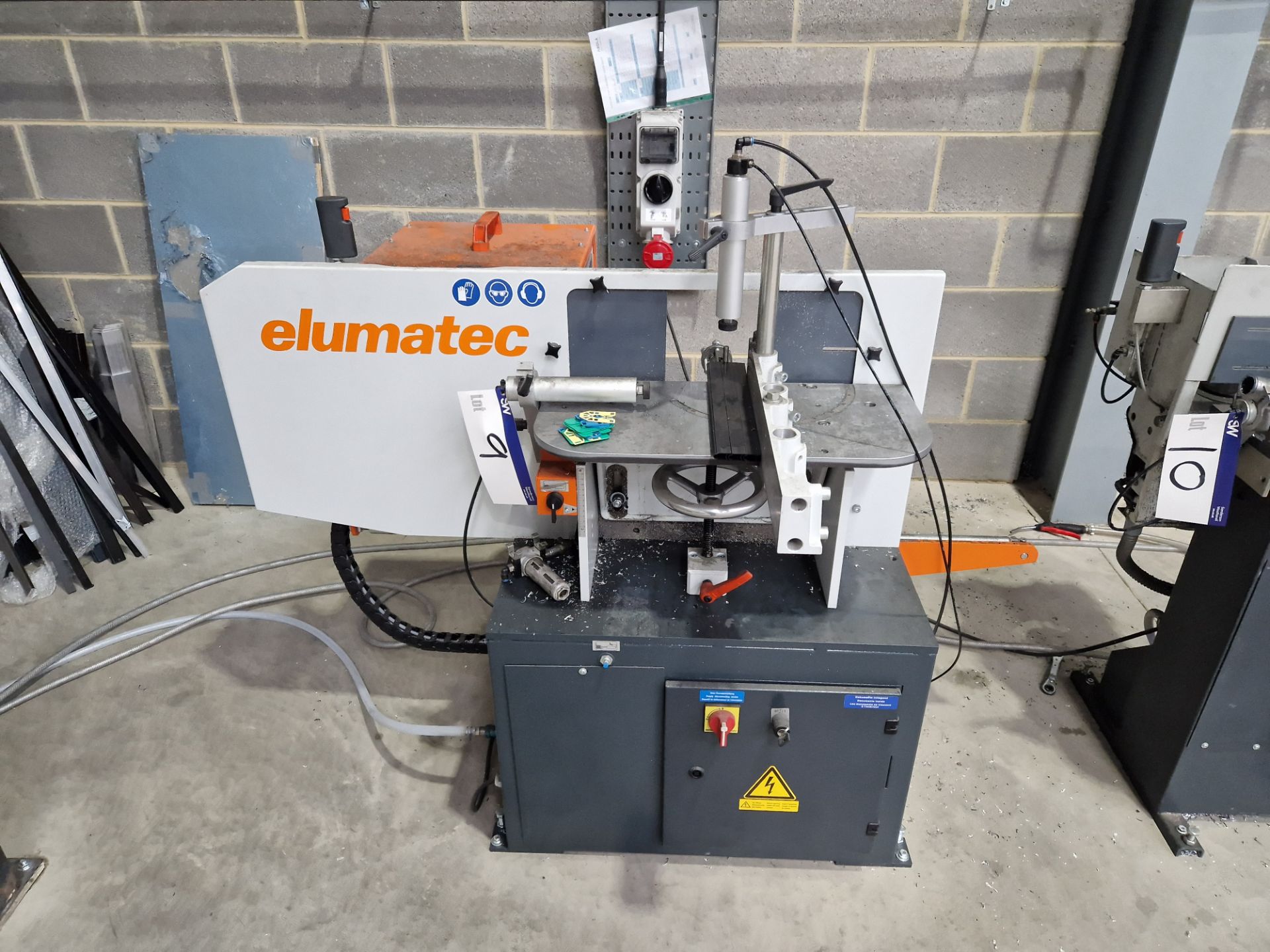 elumatec AF222/02 End Milling Machine, Serial No. 222002461, Year of Manufacture 2023 Please read