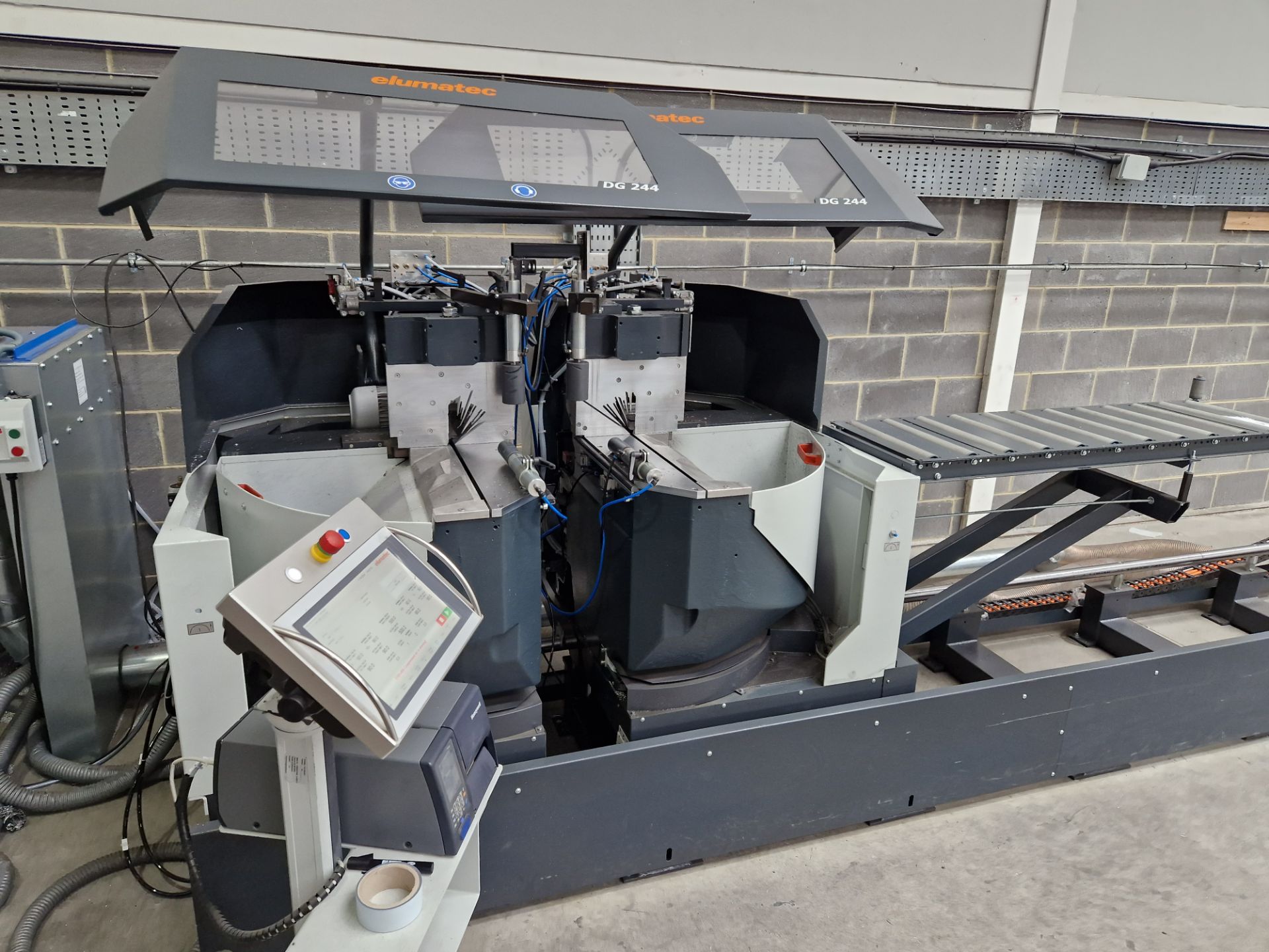 elumatec DG244 E590/5 Double Mitre Saw, Serial No. 244000183, Year of Manufacture 2022 with - Image 3 of 7