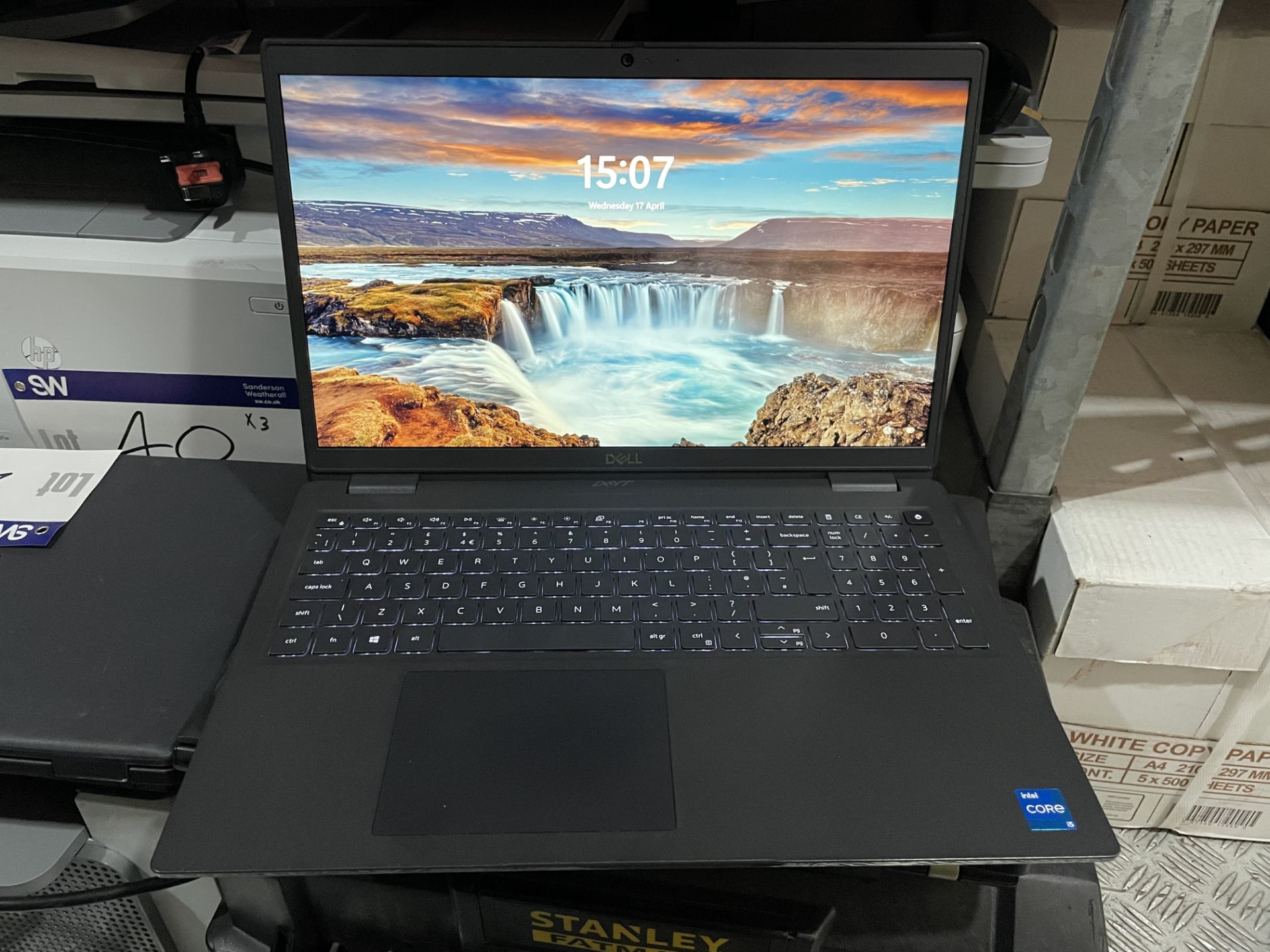 Dell Latitude 3520 Core i5 Laptop (Hard Drive Wiped) Please read the following important