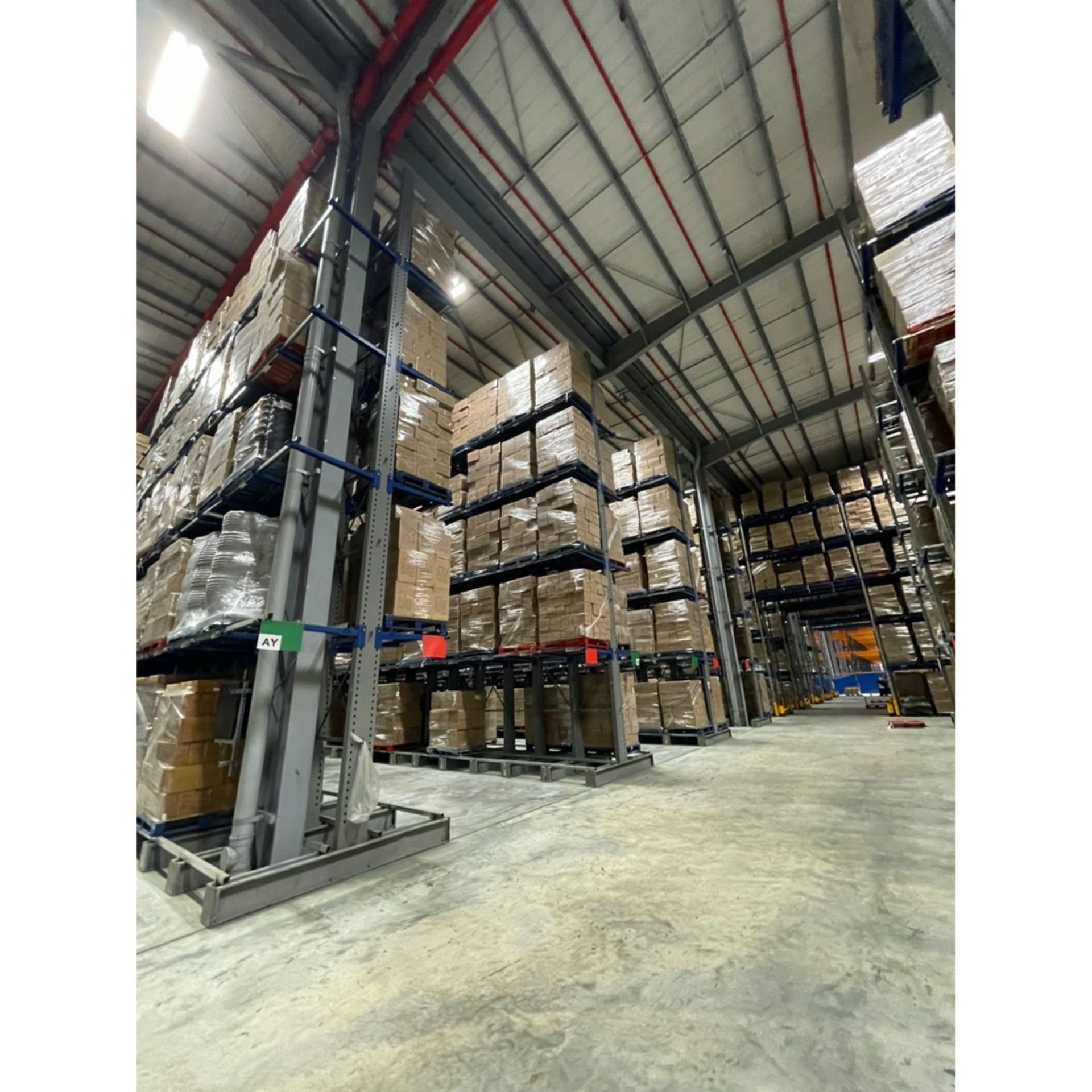 10m HIGH DOUBLE SIDED CANTILEVER RACK, including 16 Joined Bays Creating A 16m Run, 4 Arms Per - Image 2 of 3