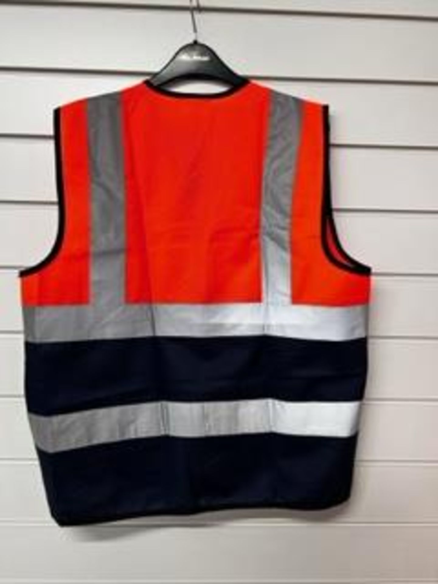 3238 x Hi Vis Vest Multiple Sizes and Mixed Colours Such As Orange and Yellow Orange and Navy, - Image 2 of 3