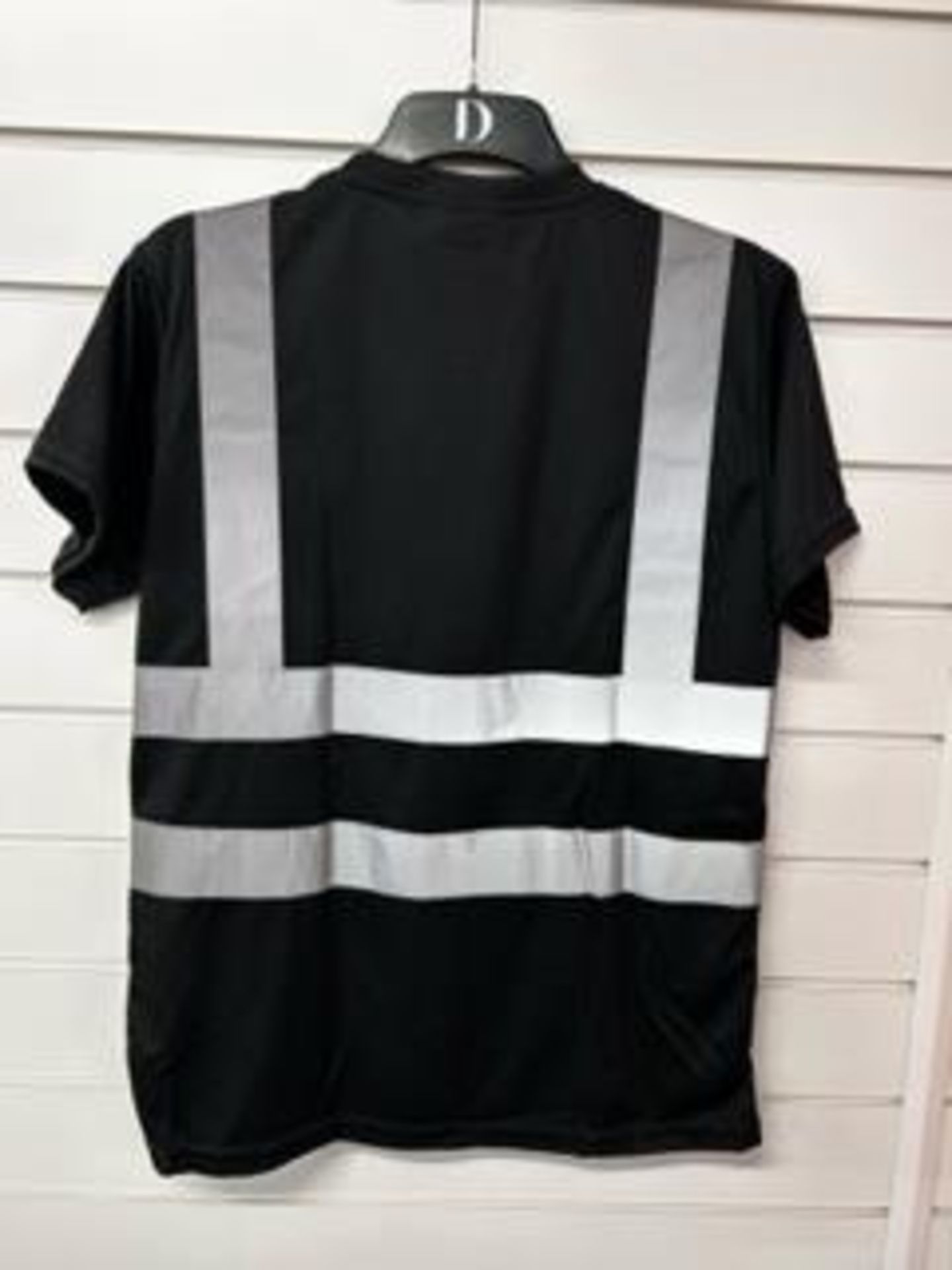 Black Hi Vis Short Sleeve T-shirt. (Multiple Sizes) (vendors comments – new), Size - M x 25, L x 30, - Bild 3 aus 3