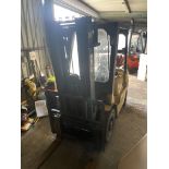 Caterpillar GP25 GAS FORK LIFT TRUCK, serial no. 6AN10755, year of manufacture 1998, 2500kg rated