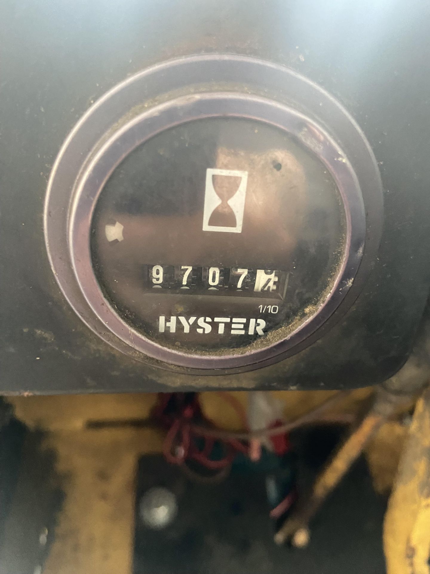 Hyster H1.50XL 1525kg cap. LPG Fork Lift Truck, serial no. C001B11623M, year of manufacture 1991, - Image 6 of 9