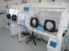 Ruskinn INVIVO2 1000 GAS MIX DUAL HYPOXIA AEROBIC/ ANAEROBIC CHAMBER, serial no. 0813NCT02 with