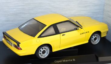 Fahrzeugmodell "Opel Manta B Berlinetta", Maßstab 1:18, Metall/Kunststoff, L. 24 cm, im Originalkar
