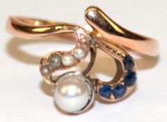 Jugendstil-Ring, 585er RG, mit 5 Perlen und 4 Saphiren besetzt, ges. 2,48 g, RG 52