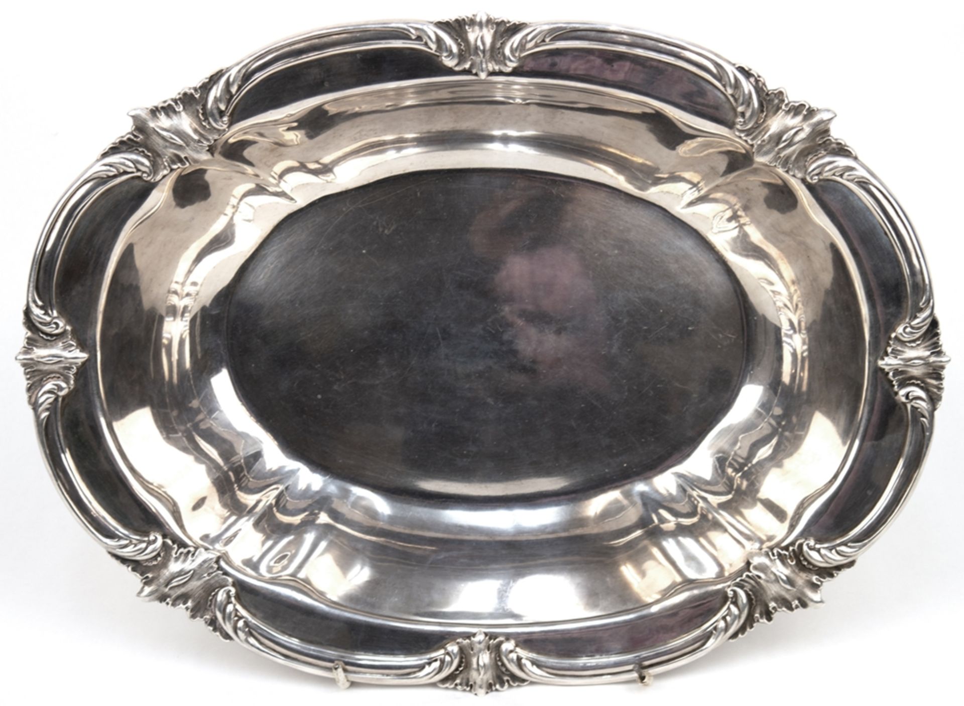 Schale, Silber. 84 Zol., Rußland, ovale Form mit geschweiftem Randdekor, Gew. 1843 g, 7,5x41x31 cm