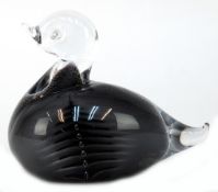 Murano-Figur "Ente", farbloses Glas mit grauen Einschmelzungen und eingeschlossenen Luftblasen, H. 