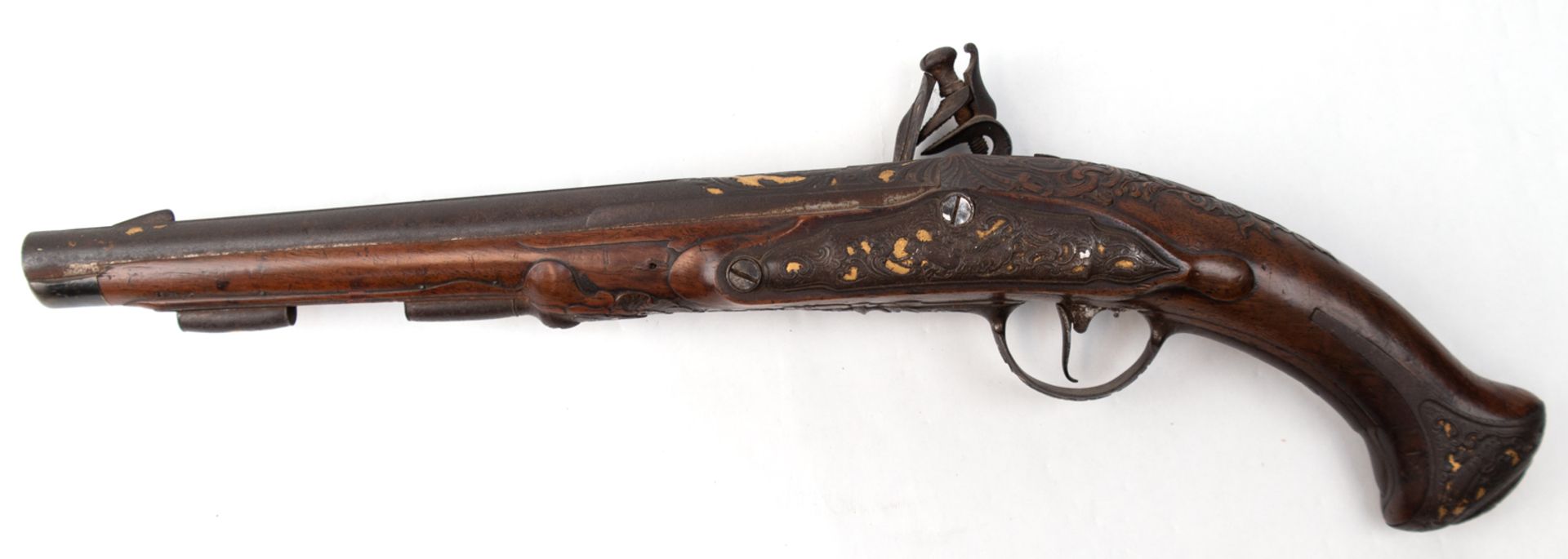 Steinschloßpistole, 18. Jh., nicht funktionstüchtig, Schloß defekt, starke Gebrauchspuren, L. 43 cm