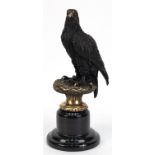 Bronze-Figur "Adler", Nachguß, z.T. schwarz patiniert,  bez. "A. Thorburn", auf rundem, schwarzem M