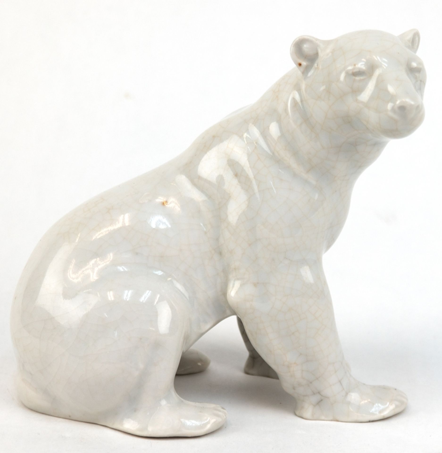 Figur "Sitzender Eisbär", Volkstedt, weiße Craqueléglasur, H. 14 cm