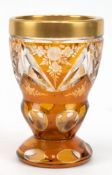 Pokalglas, gelber Überfang mit Floralschliff, breiter Goldrand, H. 13 cm