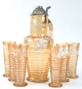 Saft/Bierservice um 1900, bestehend aus Kanne und 6 Gläsern, bernsteinfarbenes lüstrierendes Glas m
