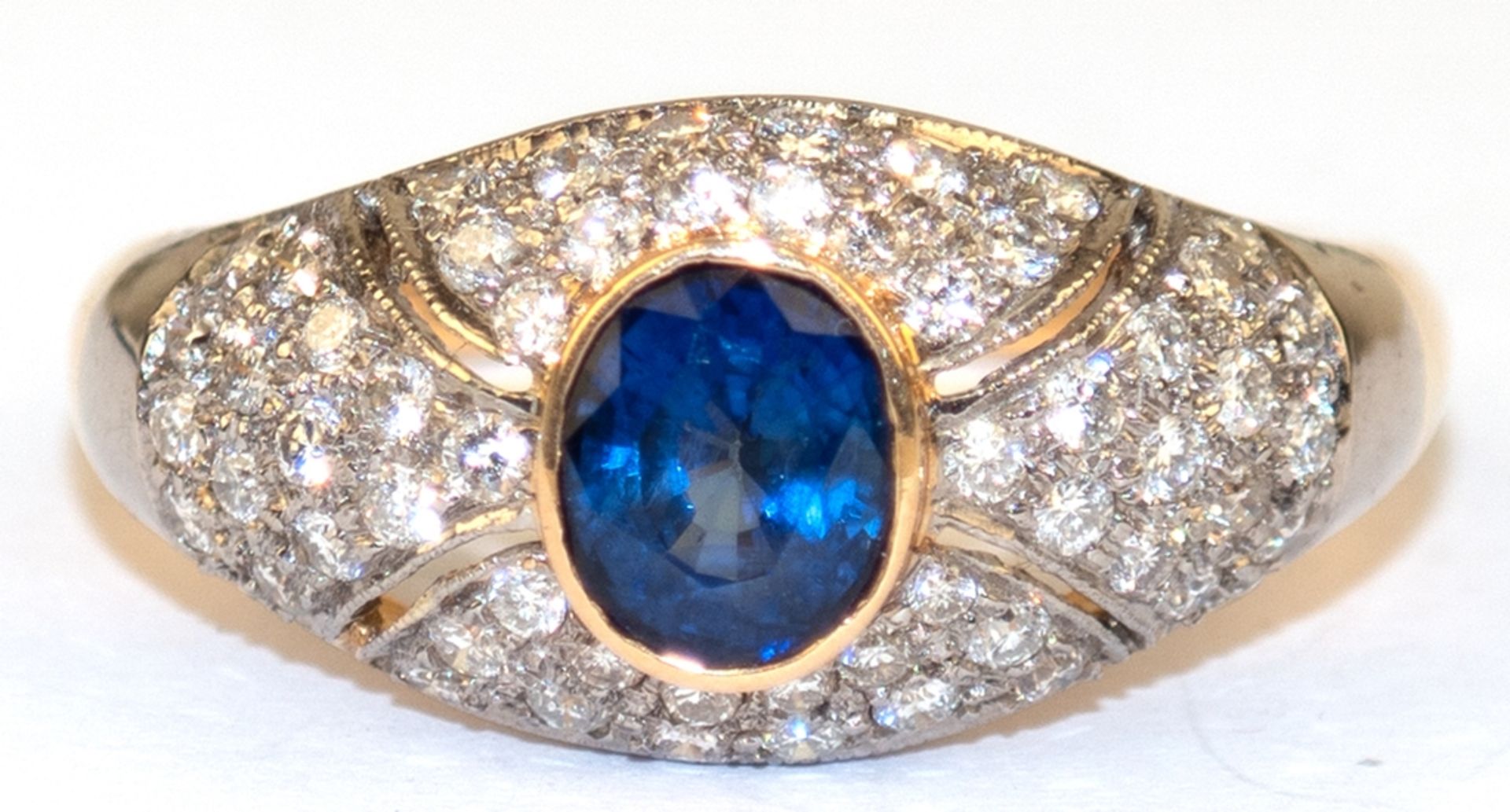 Ring, GG 750, ca. 6,7 g, Saphir, Brillanten ca. 0,62 ct., RG 55, Innendurchmesser 17,5 mm