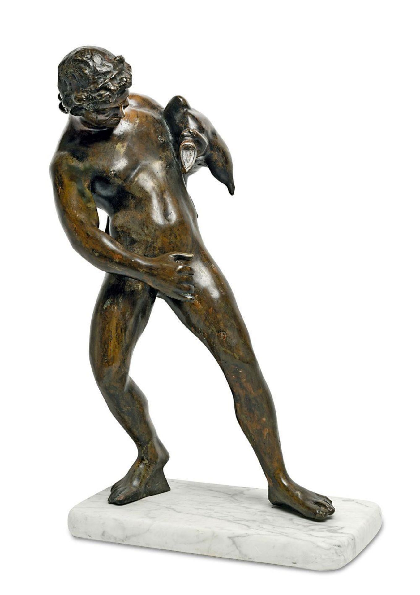 Betrunkener Faun mit Weinschlauch. Wohl Italien, 19. Jh. | Bronze, patiniert. Marmorplinthe.