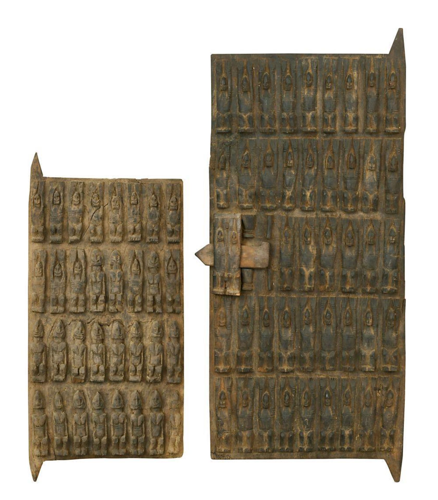 Zwei Türen. Dogon, Mali | Holz, geschnitzt, Reste von Patina.