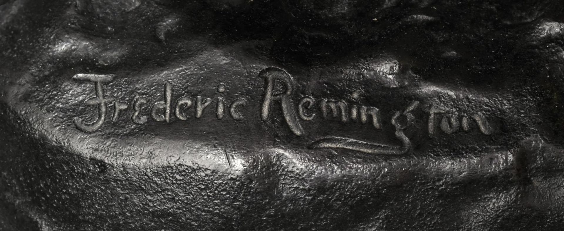 REMINGTON, FREDERIC SACKRIDER. "Coming Through the Rye". Bronze, geschwärzt. - Image 3 of 3