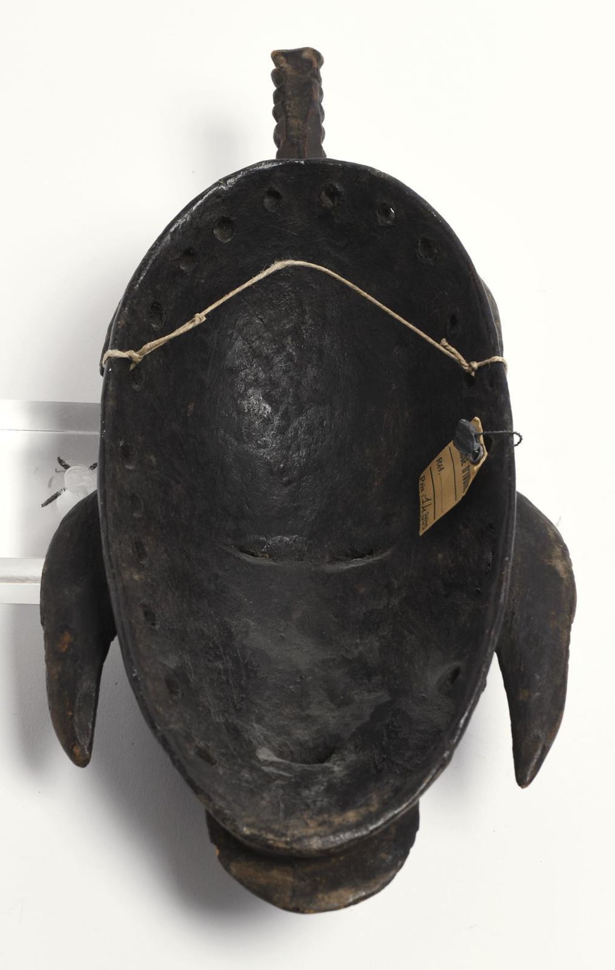 Kleine Maske. Senufo, Elfenbeinküste (wohl) | Holz, geschnitzt, dunkel patiniert. - Bild 2 aus 2