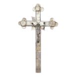Jerusalem-Kruzifix. Jerusalem, 19. Jh. | Holzkern, Perlmutt, Metall.