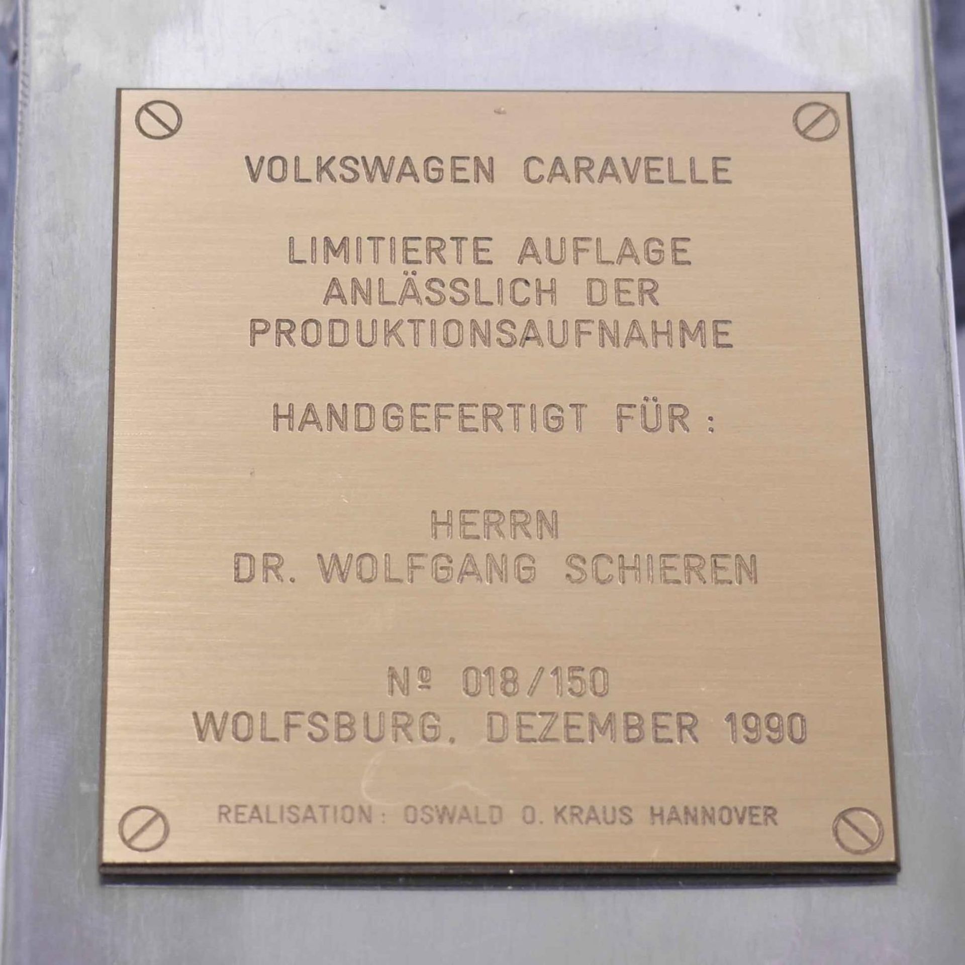 Modellauto Volkswagen Caravelle. Oswald O. Kraus, Hannover | Metall. - Bild 2 aus 2
