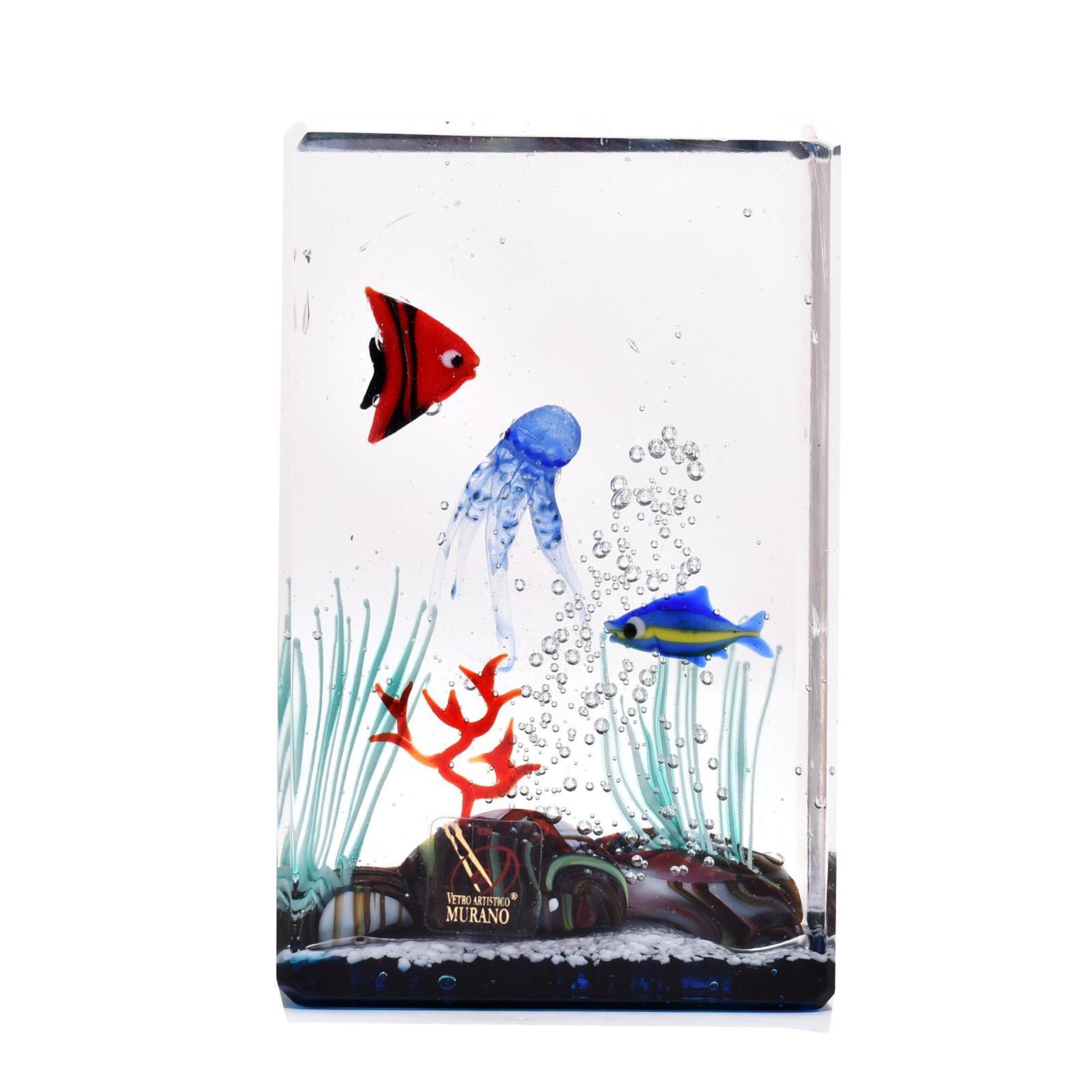 Hochrechteckiger Paperweight in Form eines Aquariums. Murano, 20. Jh. | Farbloses Glas mit Luftbl...