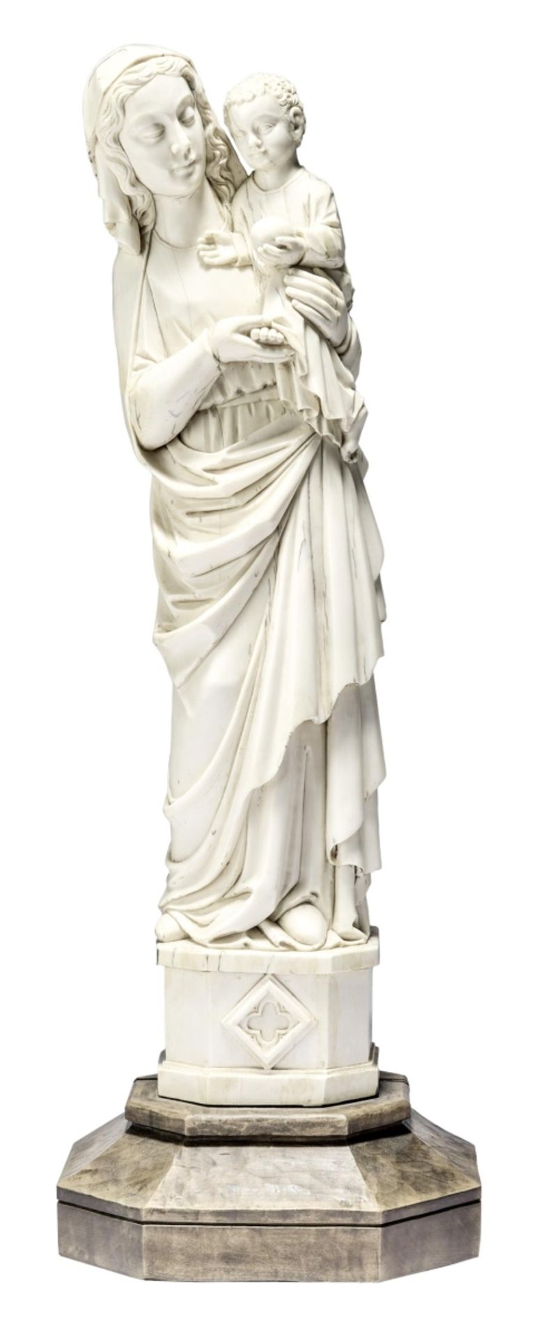 Große Elfenbein-Madonna, Im neogotischen Stil, M. 19. Jh.