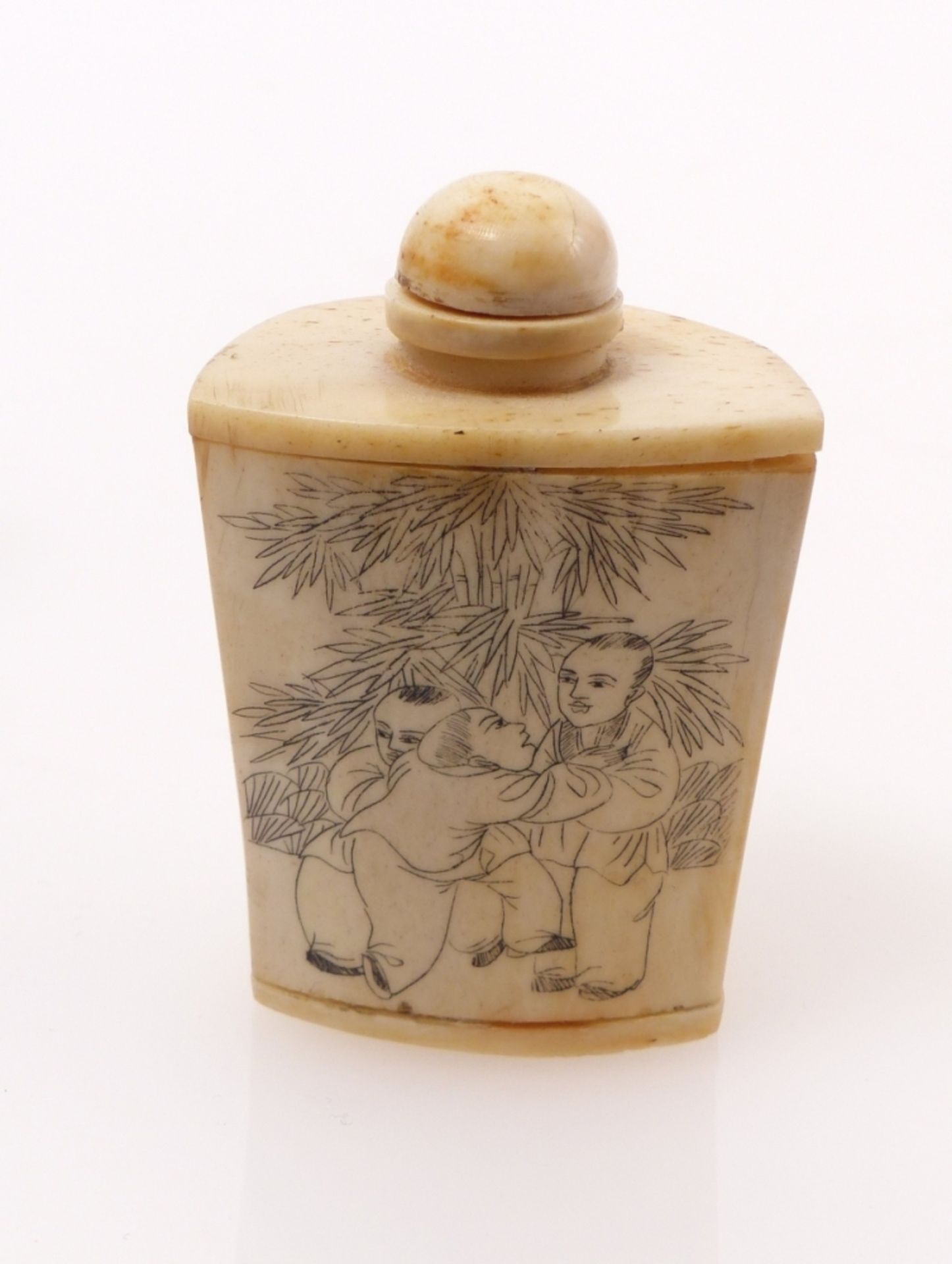 Zwei Snuff-Bottles, China, 19./20. Jh. - Image 4 of 4