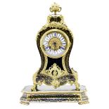 Boulle-Pendule mit Konsole im Louis-XV.-Stil, Frankreich, M. 19. Jh.