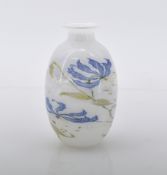 Schmid, Karl: Vase mit blauen Blumen