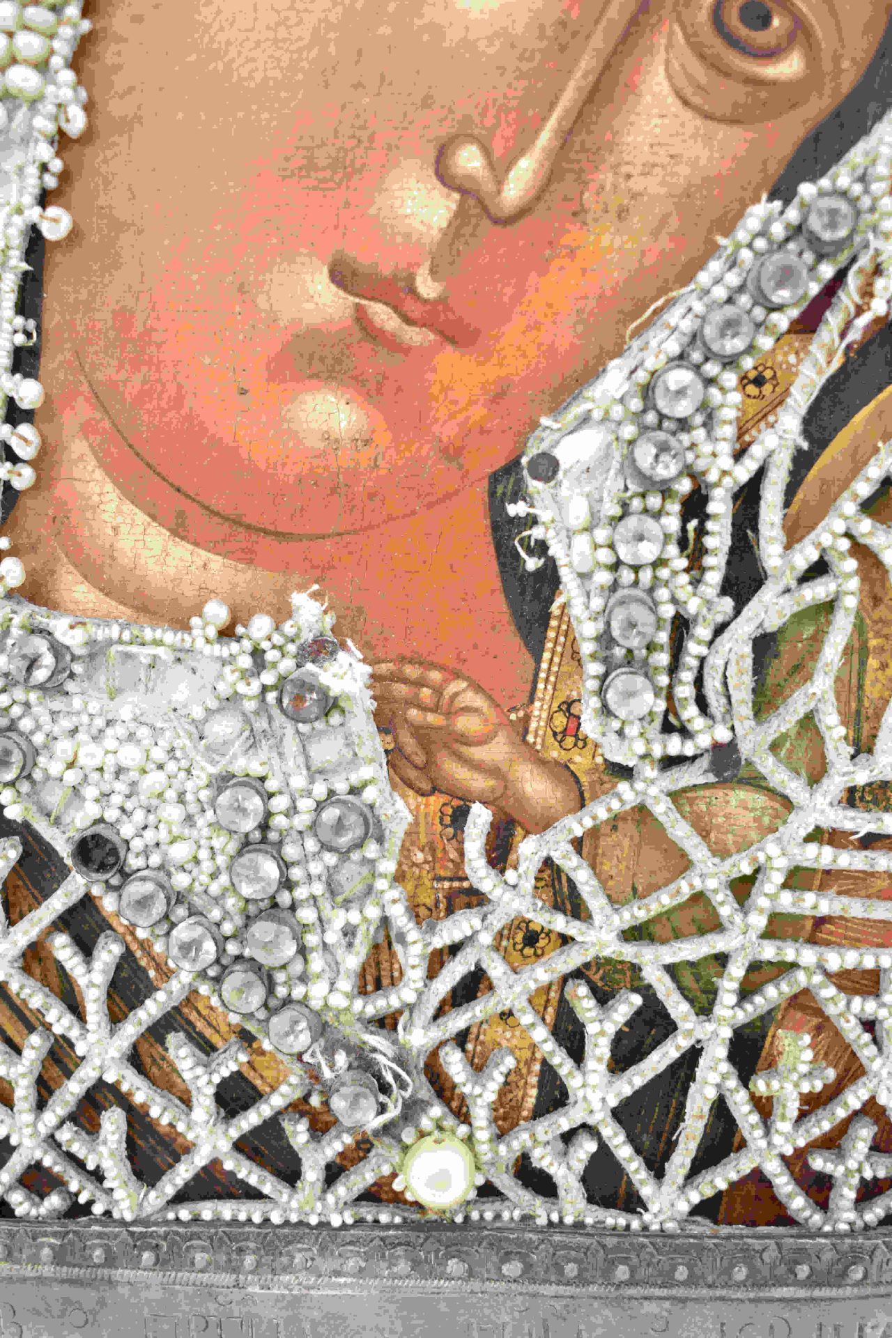 Marienikone mit Perlkleid und Silberoklad, St. Petersburg, frühes 19. Jh. - Bild 13 aus 18