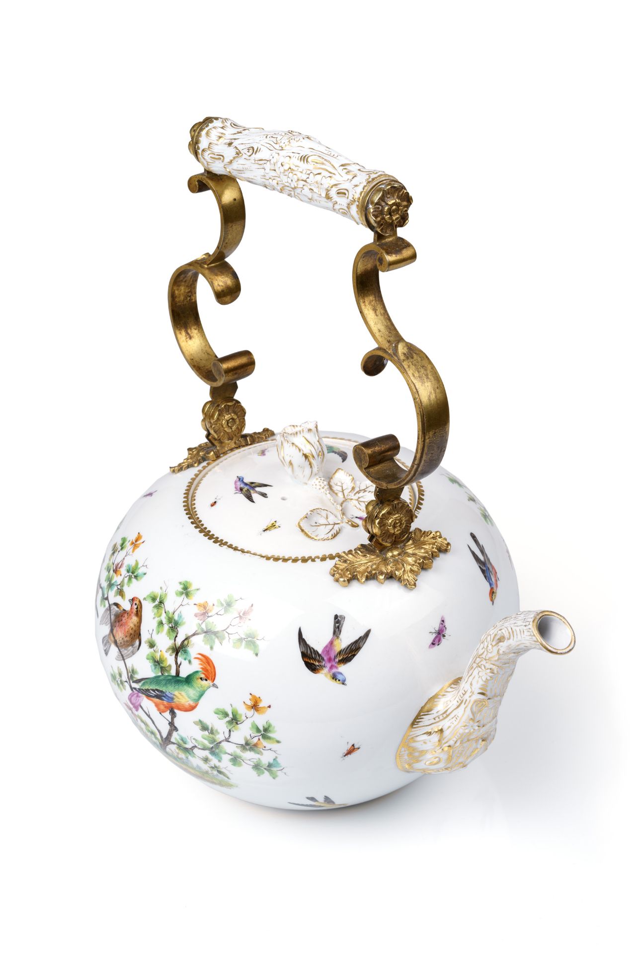 Rare, large tea kettle with bird painting. Johann Joachim Kaendler for Meissen. 1739. - Image 3 of 5