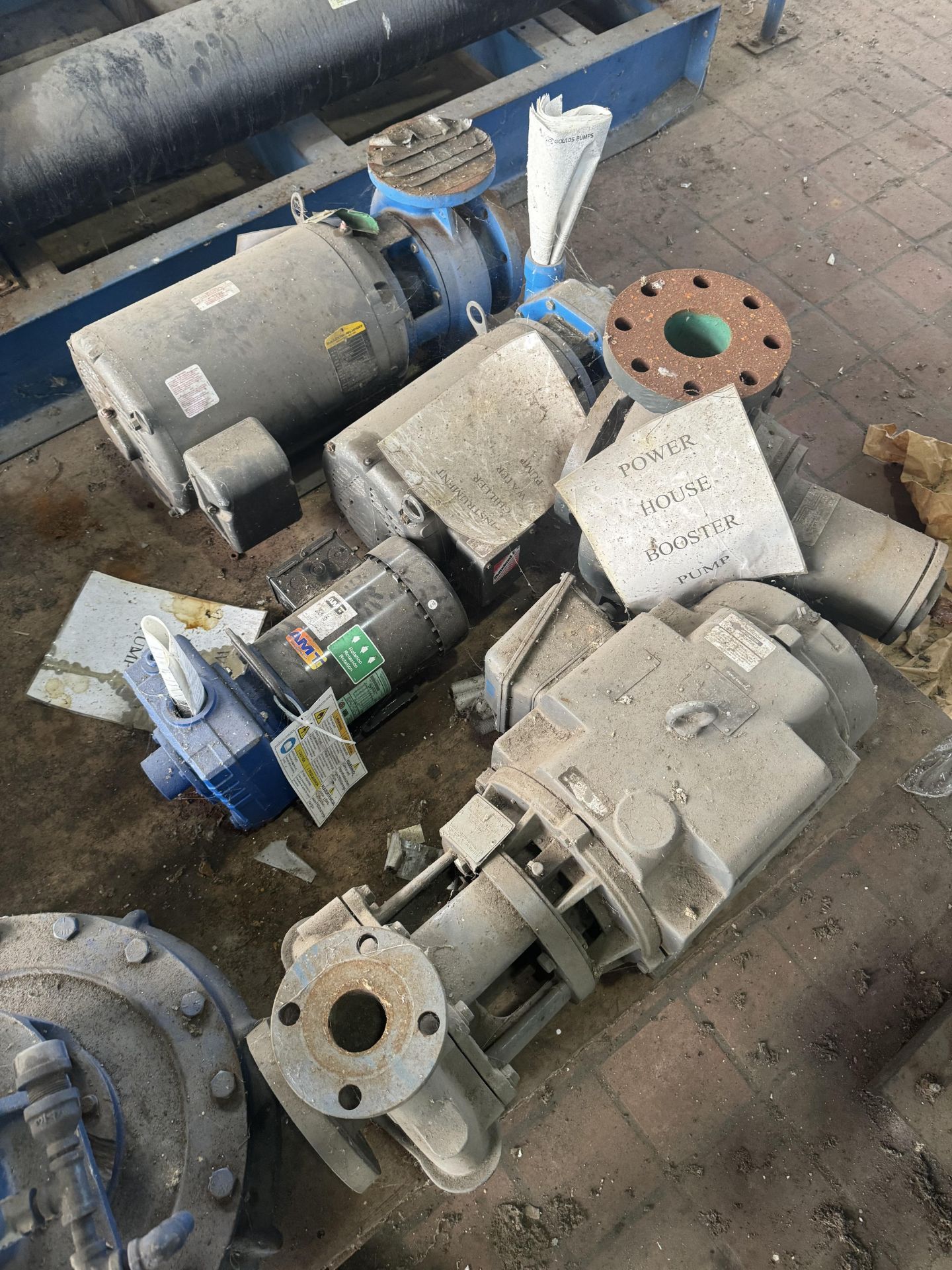 Pallet of Miscellaneous Motors and Pumps, Rigging/ Removal Fee - $75 - Image 4 of 5