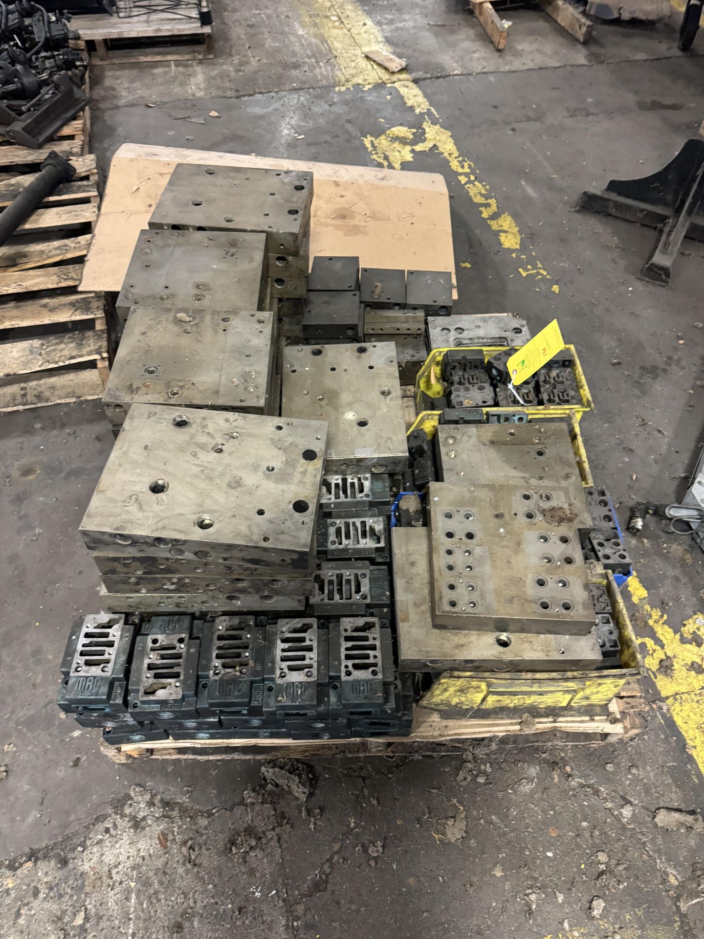 Pallet of Miscellaneous Milled Metal, Rigging/ Removal Fee - $75
