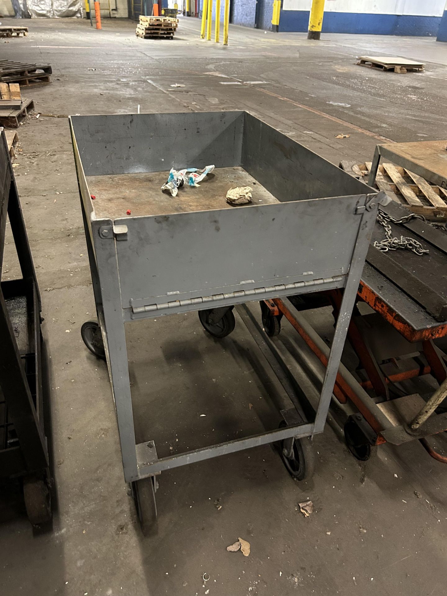 Shop Cart, Rigging/ Removal Fee - $35 - Image 2 of 2