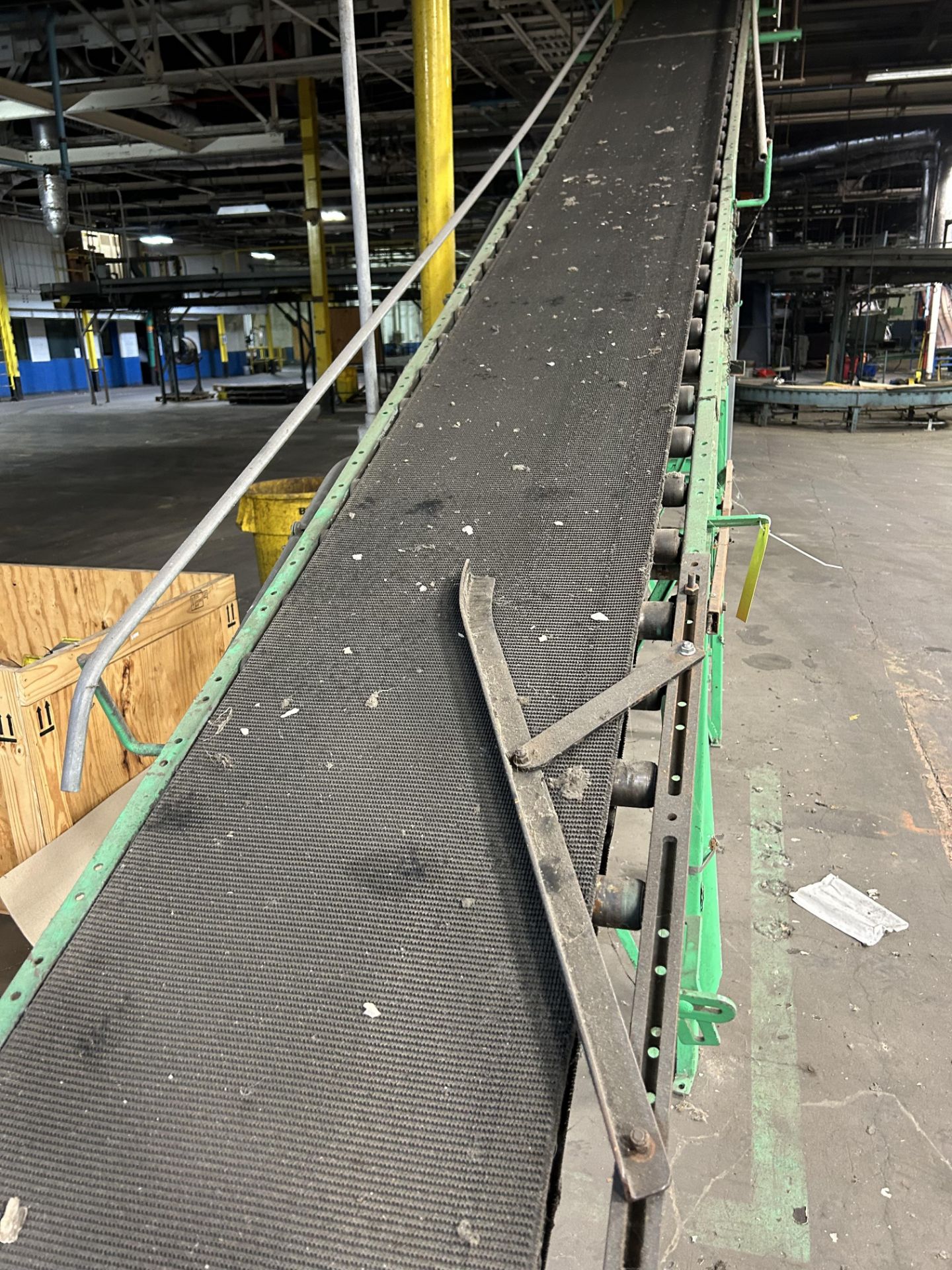 Belted Incline Conveyor System (Recommended Visiting Lot In Person To Understand Scale)