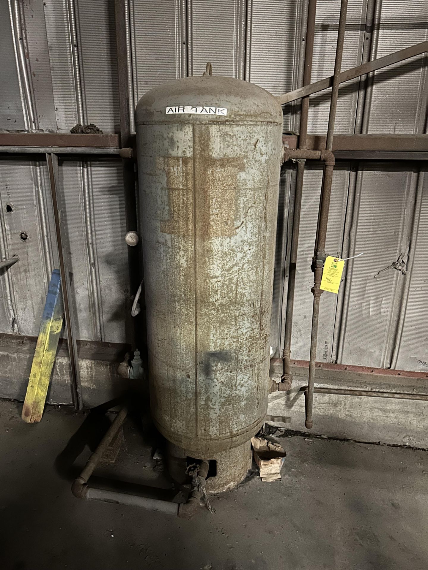 Air Tank, Rigging/ Removal Fee - $125