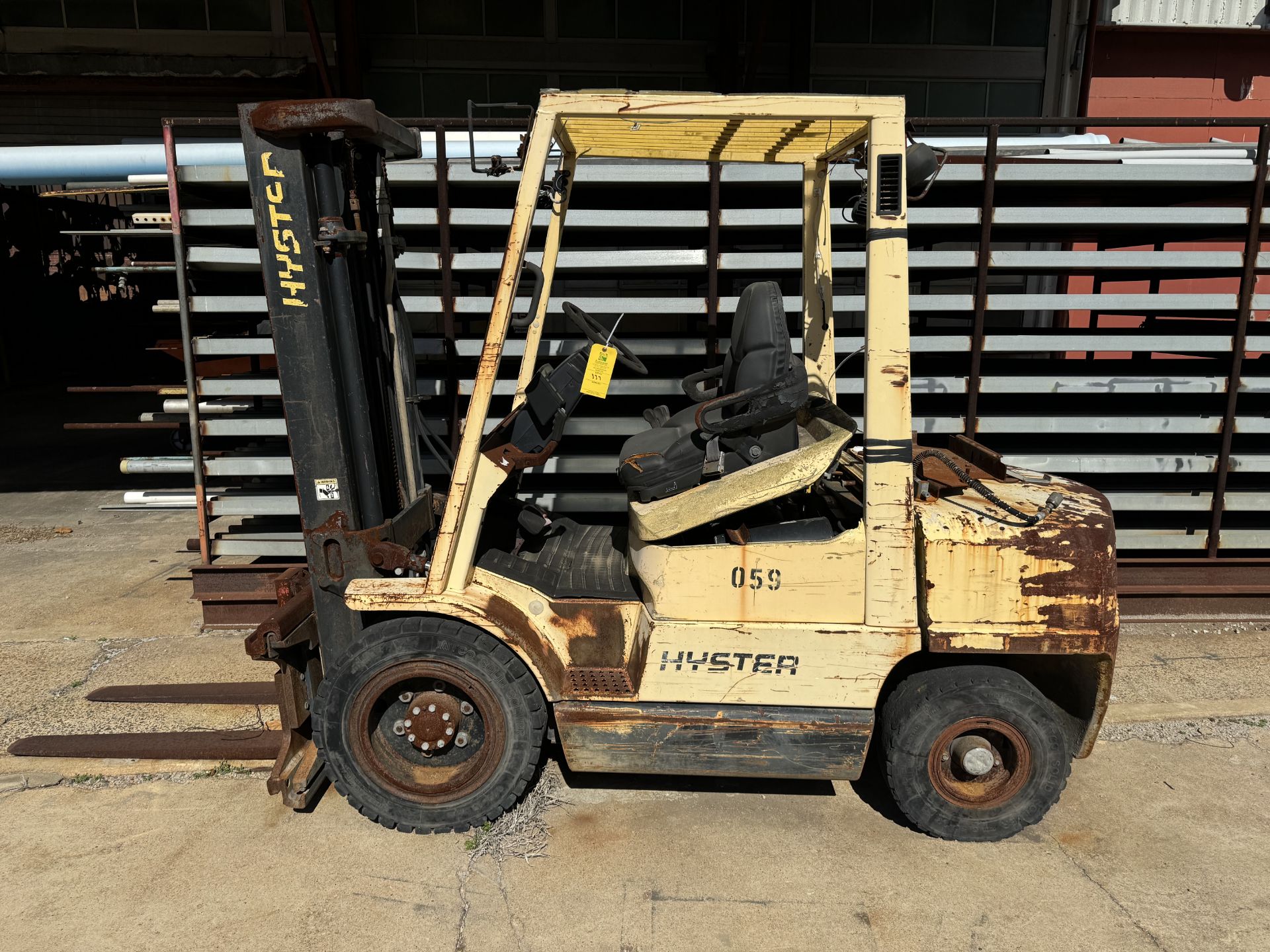 Hyster Lift Truck, Model# H60XM, Serial# H177B22776X, Rigging/ Removal Fee - $275
