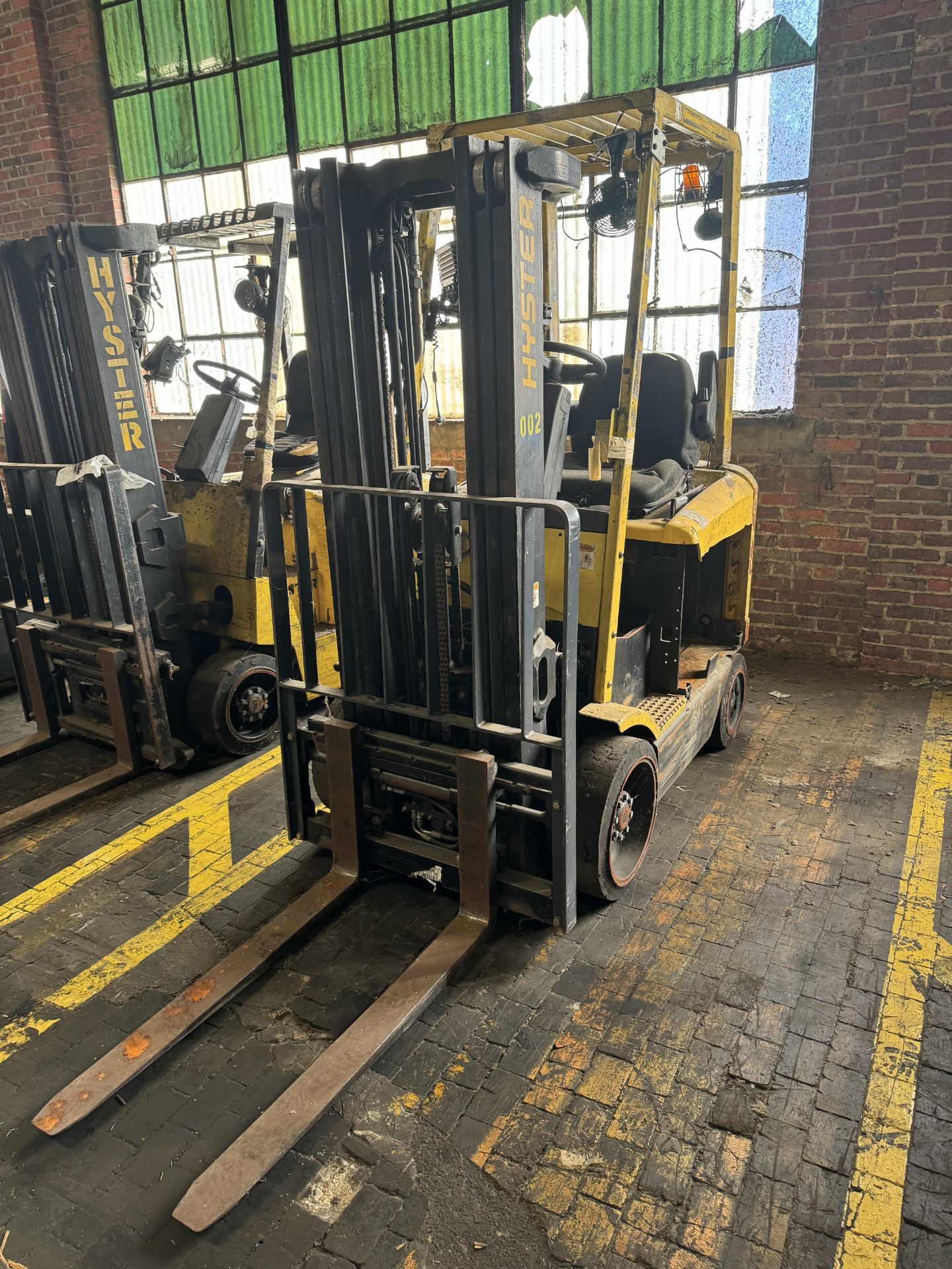 Hyster Electric Lift Truck, Model# E45XM2-27, Serial# F108V29336A, 36V, (Does not include battery) - Bild 2 aus 6