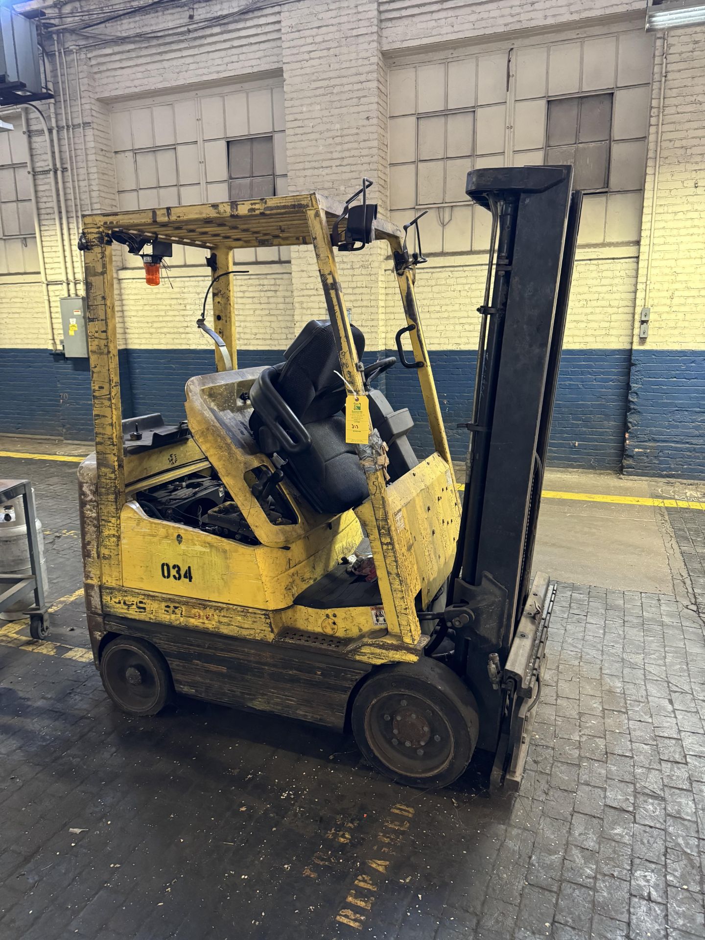 Hyster Lift Truck, Model# B30X1, Serial# C010H03126T, Rigging/ Removal Fee, $200