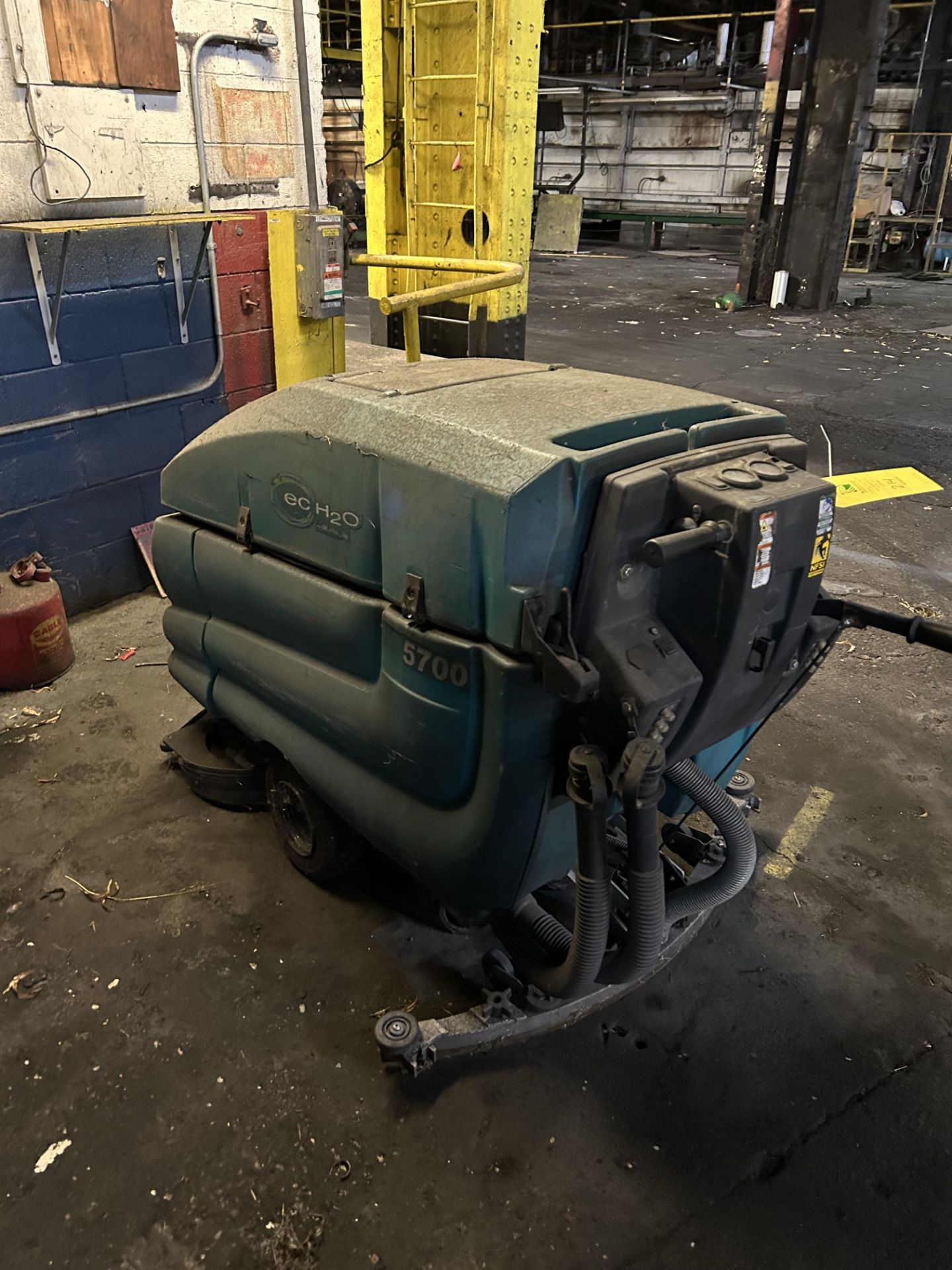 Tennant Floor Scrubber, Model #5700, Rigging/ Removal Fee - $75 - Image 2 of 4