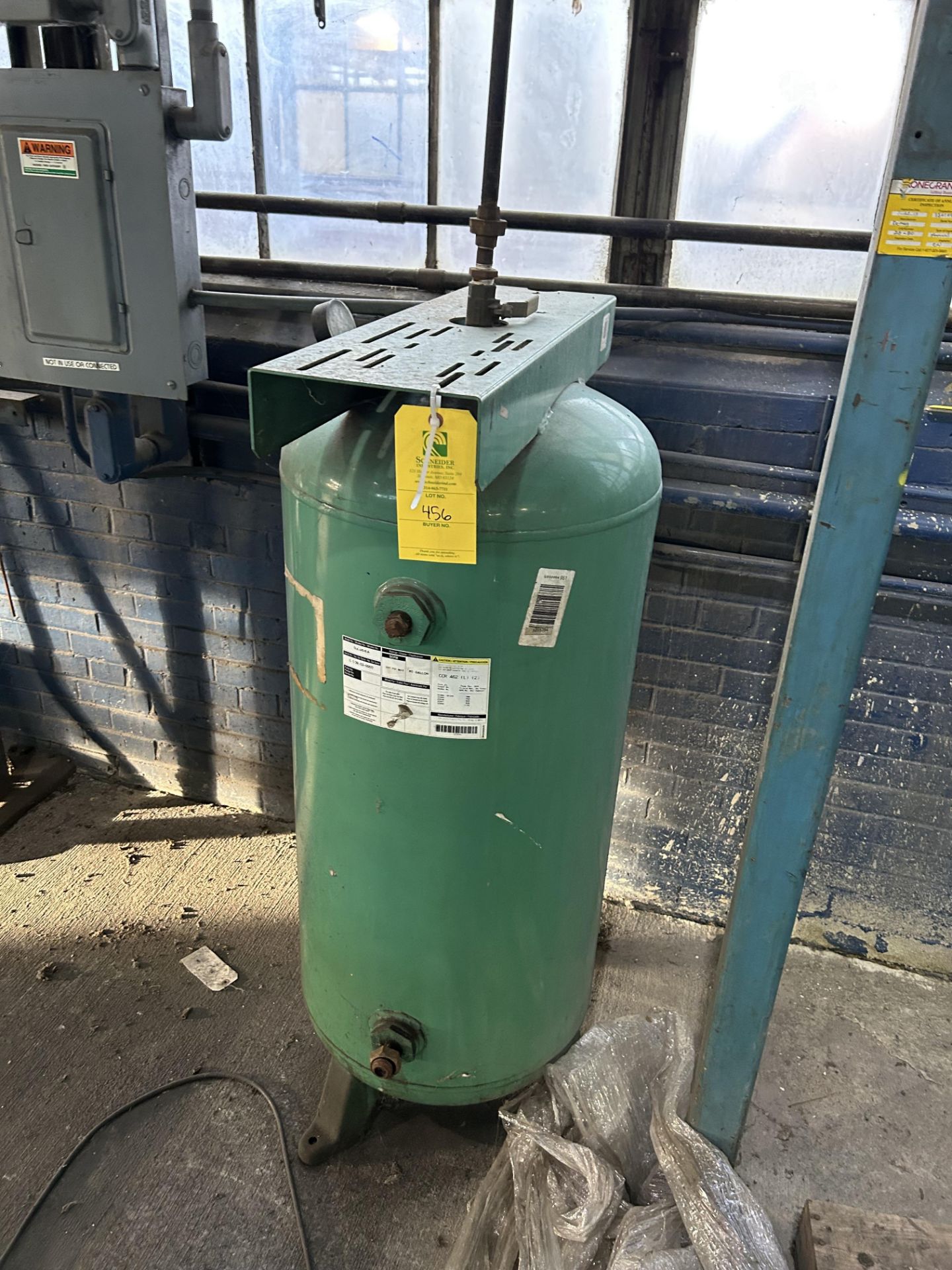 Air Tank, 200 PSI Max, Rigging/ Removal Fee - $35