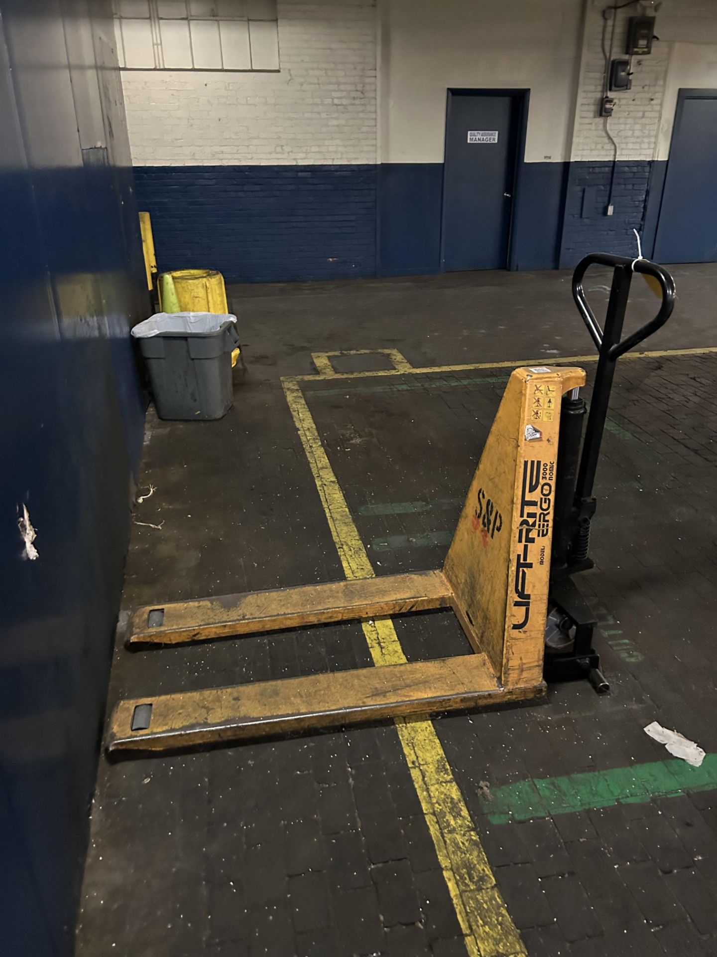 Lift Rite Pallet Jack - Bild 2 aus 3