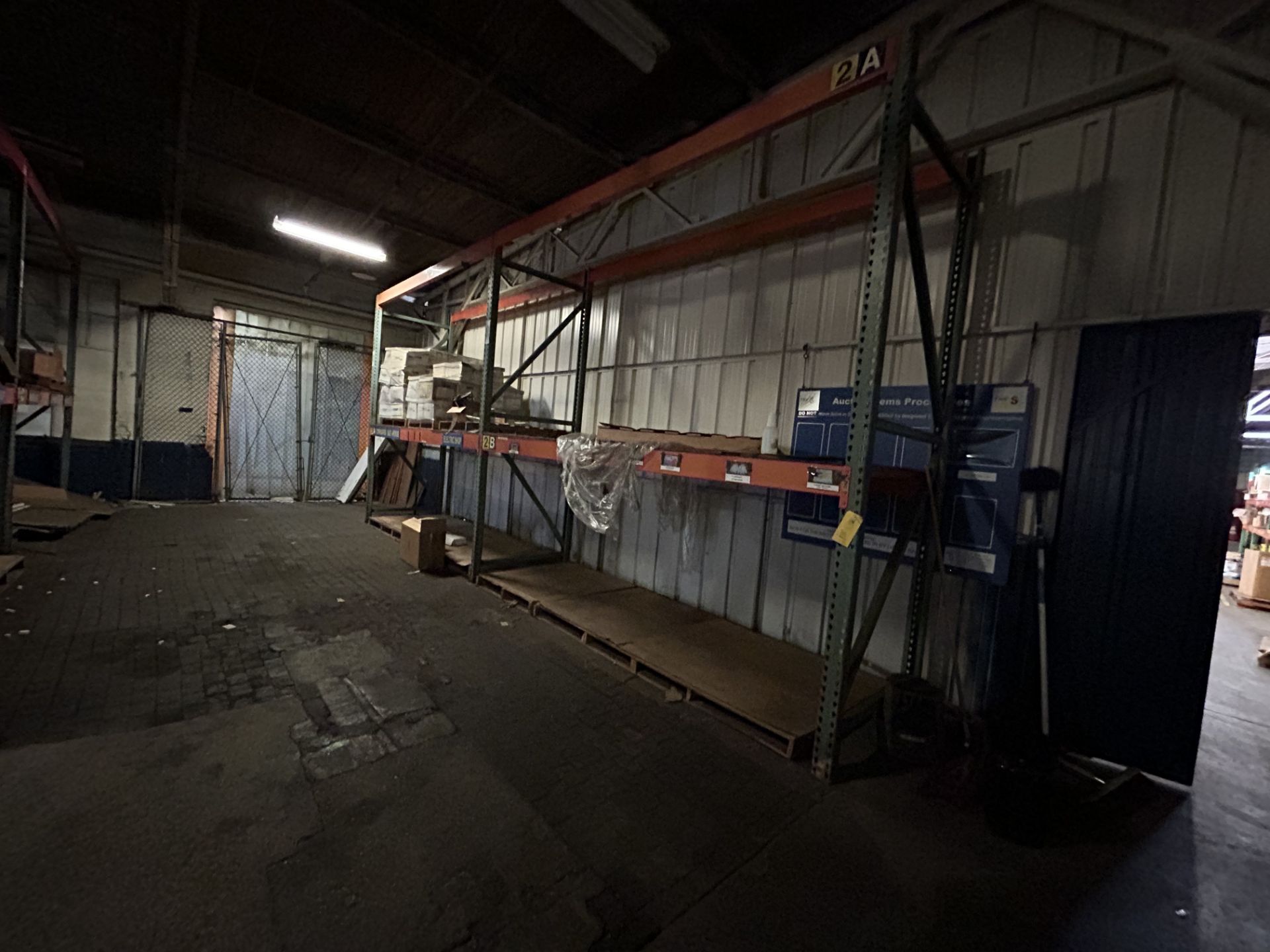 Pallet Racking (Does Not Include Contents), Includes 6 Uprights, Teardrop Style Pallet Racking,