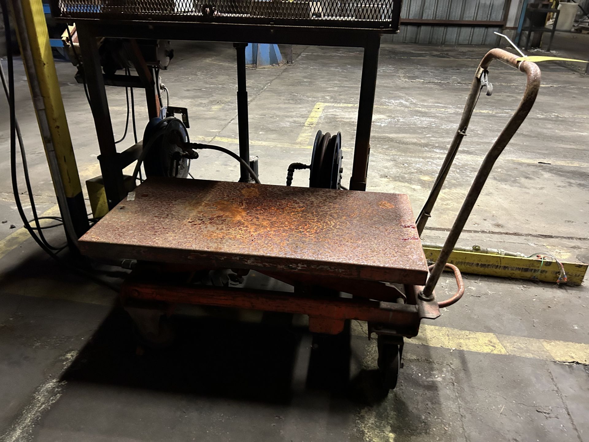 Lift Cart, 500 kgs Capacity, Rigging/ Removal Fee - $50 - Image 2 of 3