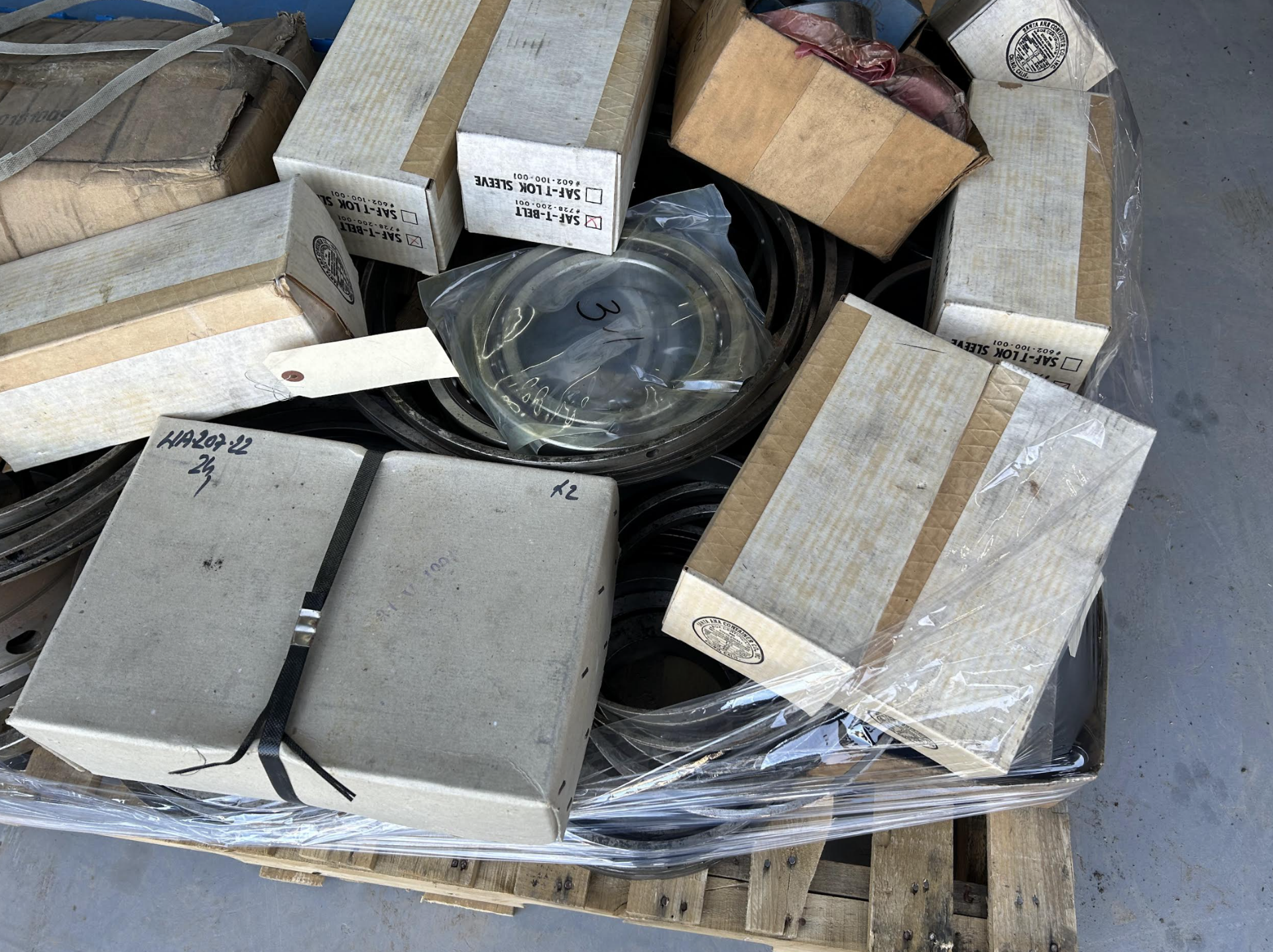 (Located in Rochester, NY) Pallet of Miscellaneous Bearings, SNFA, Timken, Pillow Blocks - Image 3 of 4