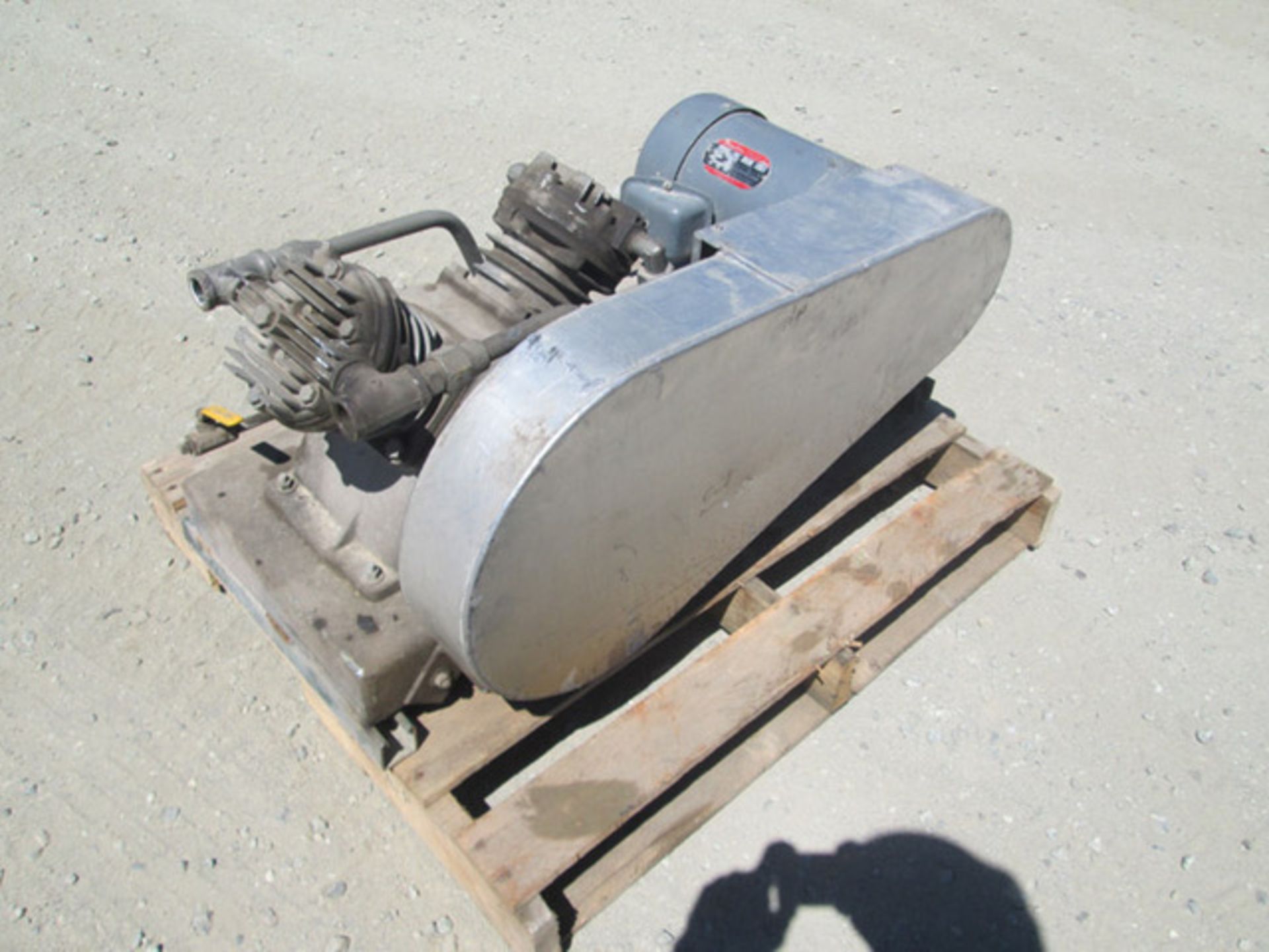 (Located in Morgan Hill, CA) Rooney Vacuum Seamer, Semi Auto, SN 777, 1 HP Motor, 115/230 Volts - Image 7 of 8